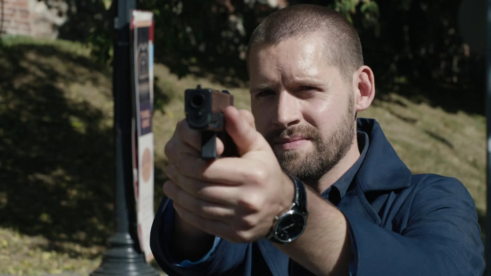 Luke Kleintank in FBI: International (2021)