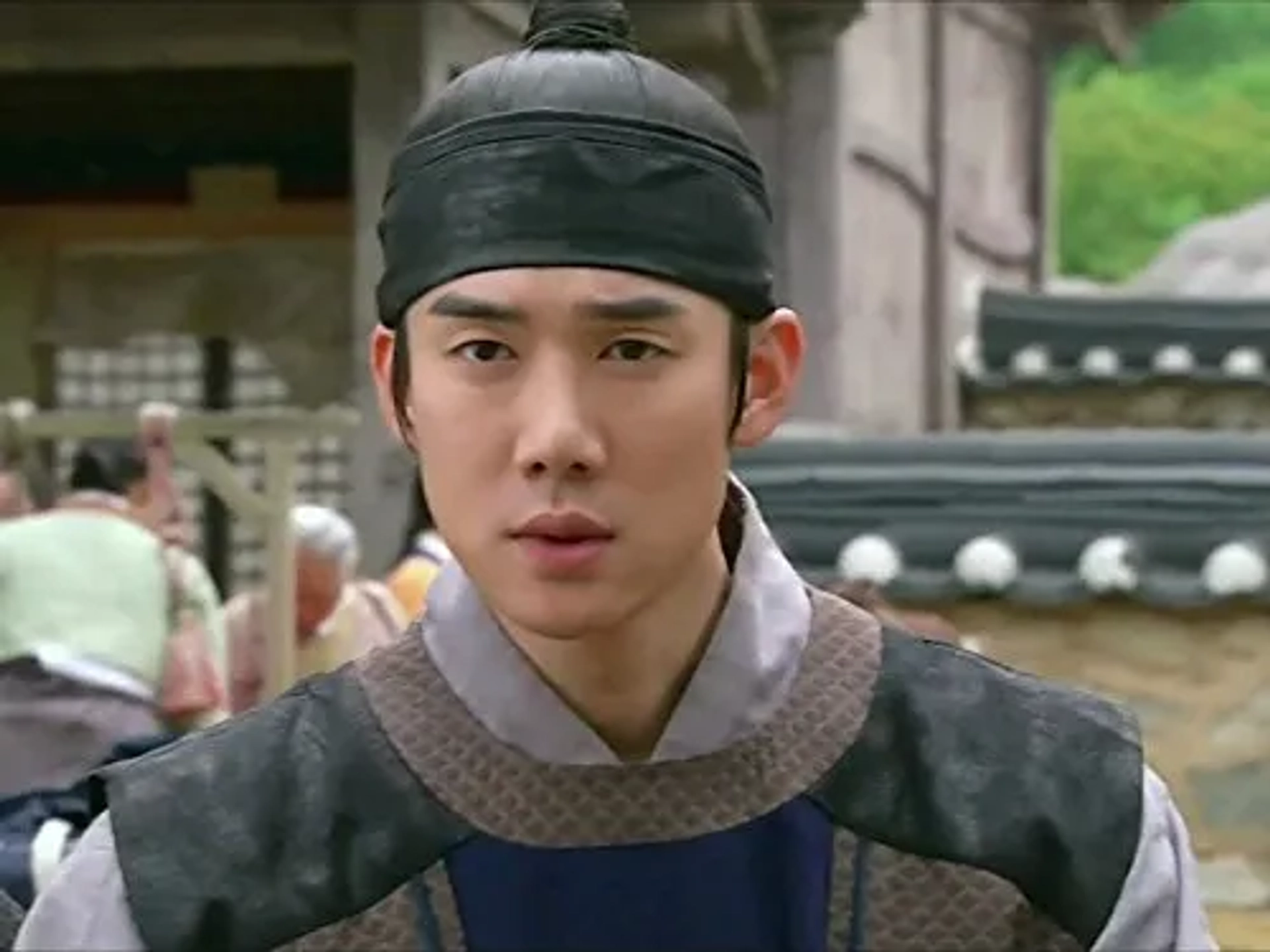 Yoo Yeon-Seok in Guga-ui Seo (2013)