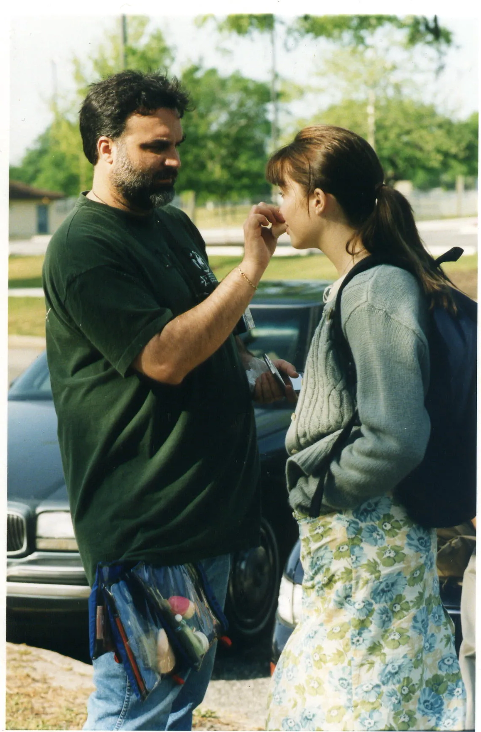 Jeff touching up Mandy Moore on A WALK TO REMEMBER.