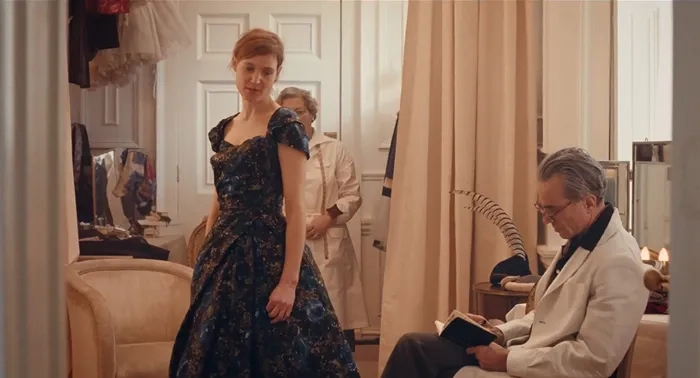 Daniel Day-Lewis and Vicky Krieps in Phantom Thread (2017)