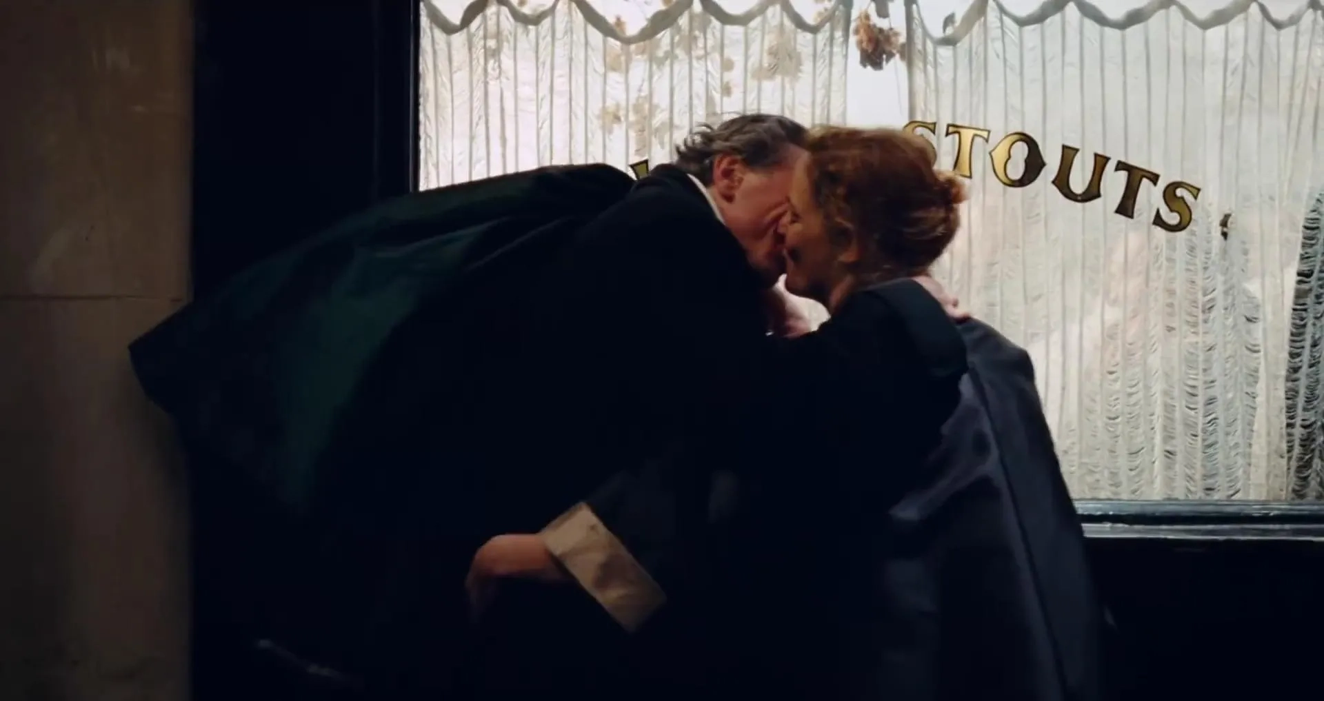 Daniel Day-Lewis and Vicky Krieps in Phantom Thread (2017)