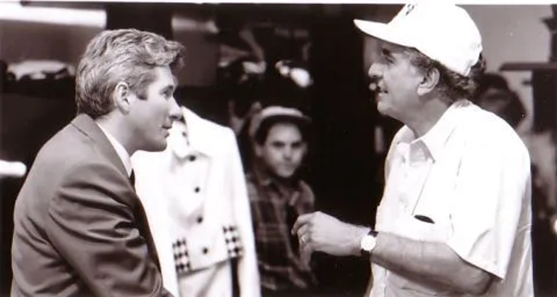 Richard Gere, Garry Marshall, and Bobby Davro in Pretty Woman (1990)