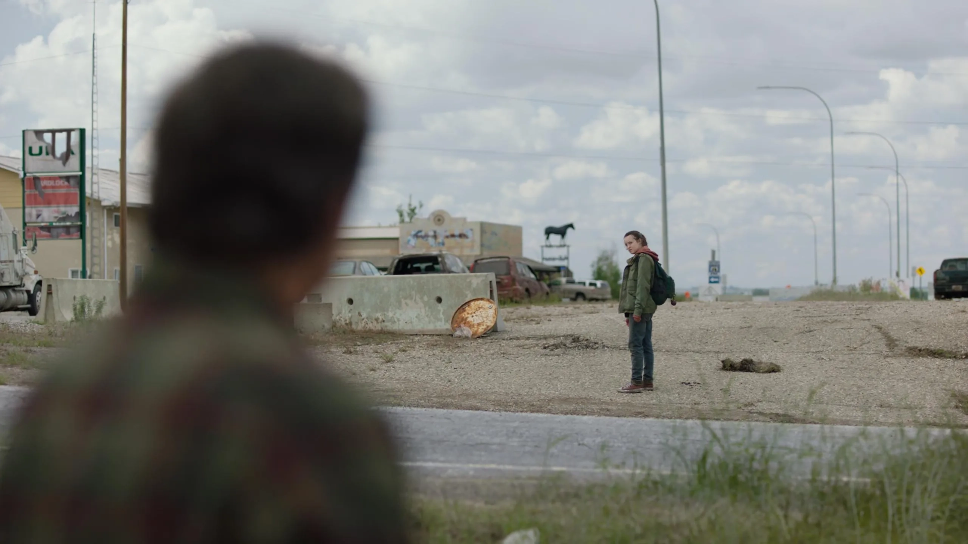 Pedro Pascal and Bella Ramsey in The Last of Us: Endure and Survive (2023)