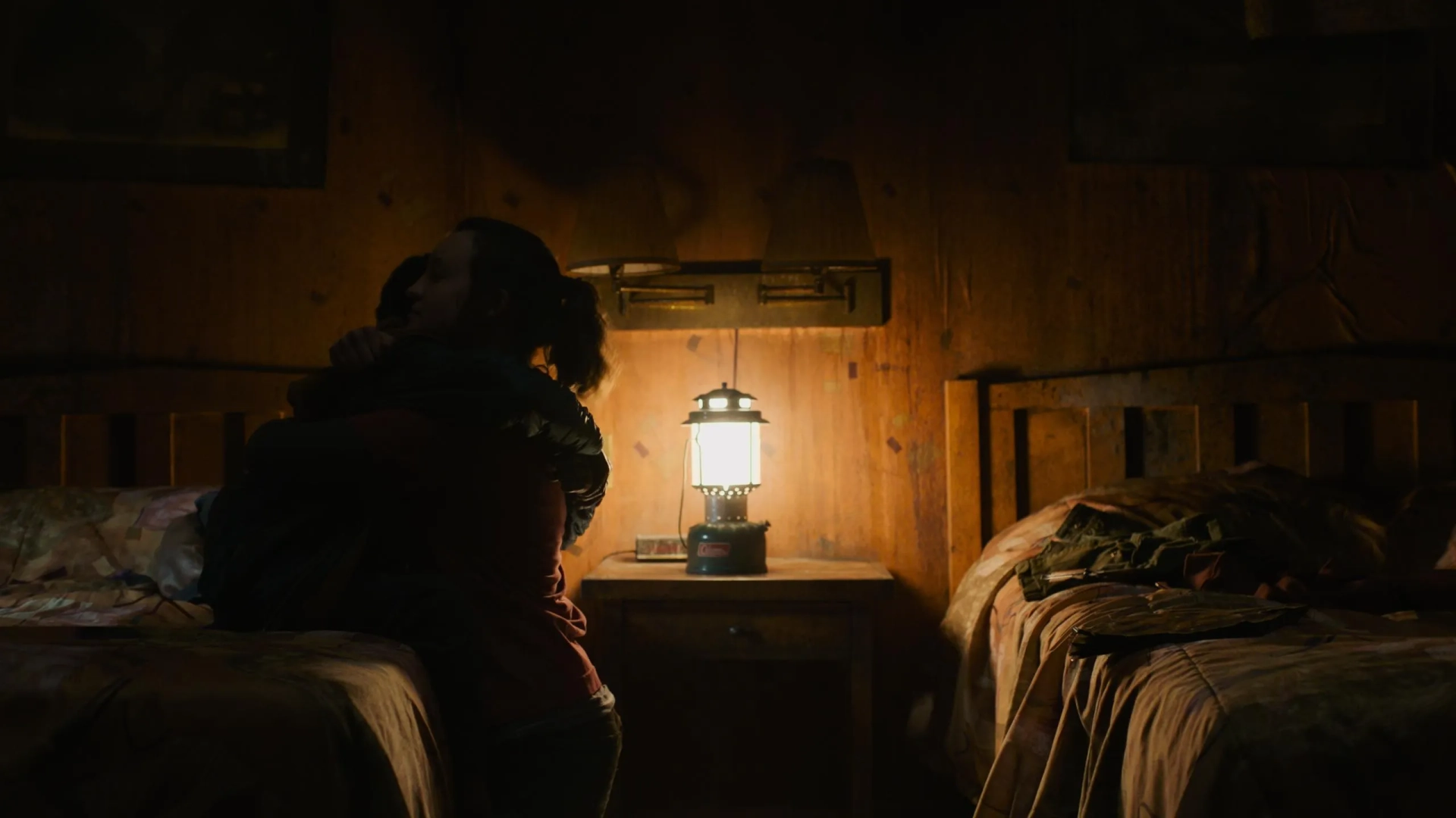 Keivonn Woodard and Bella Ramsey in The Last of Us: Endure and Survive (2023)