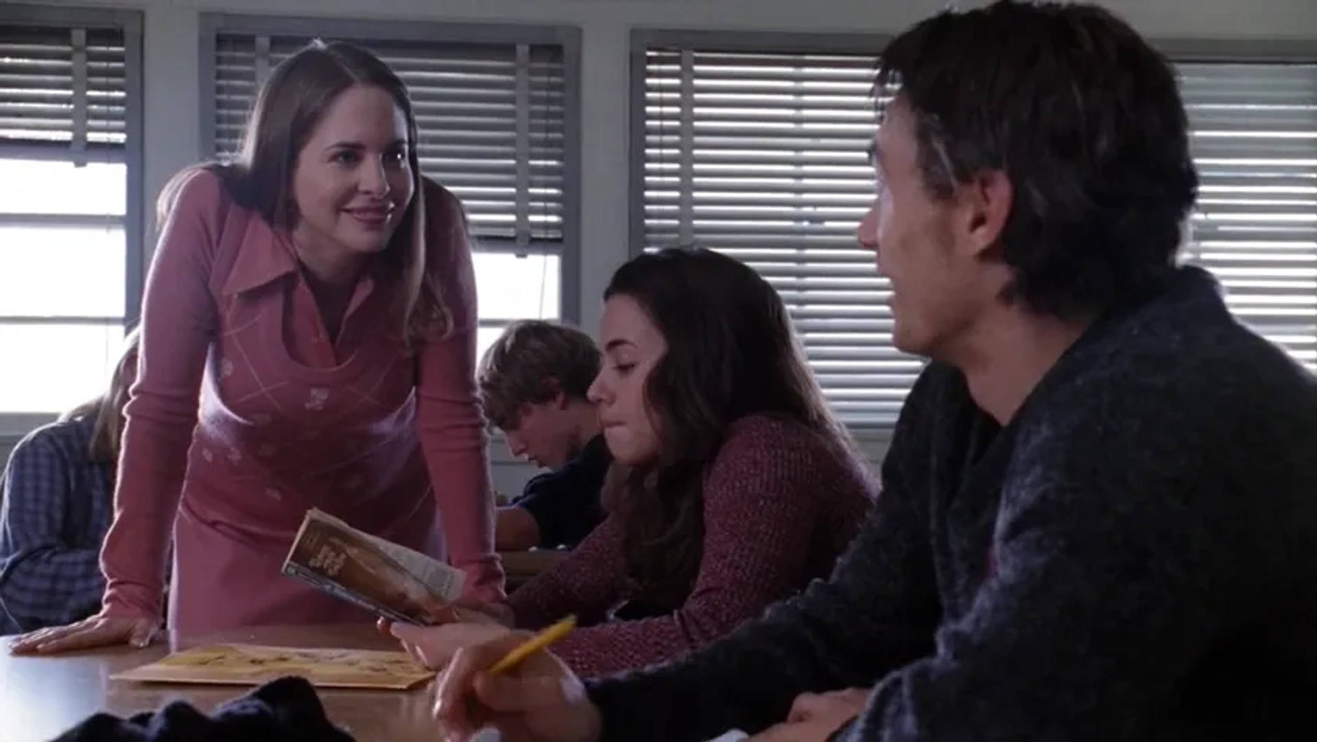 Linda Cardellini, Stephanie Erb, and James Franco in Freaks and Geeks (1999)