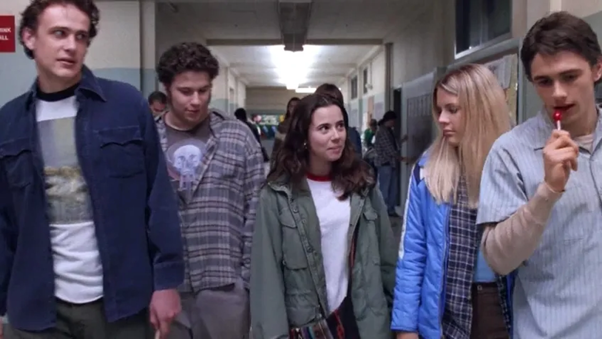 Linda Cardellini, Busy Philipps, James Franco, Seth Rogen, and Jason Segel in Freaks and Geeks (1999)