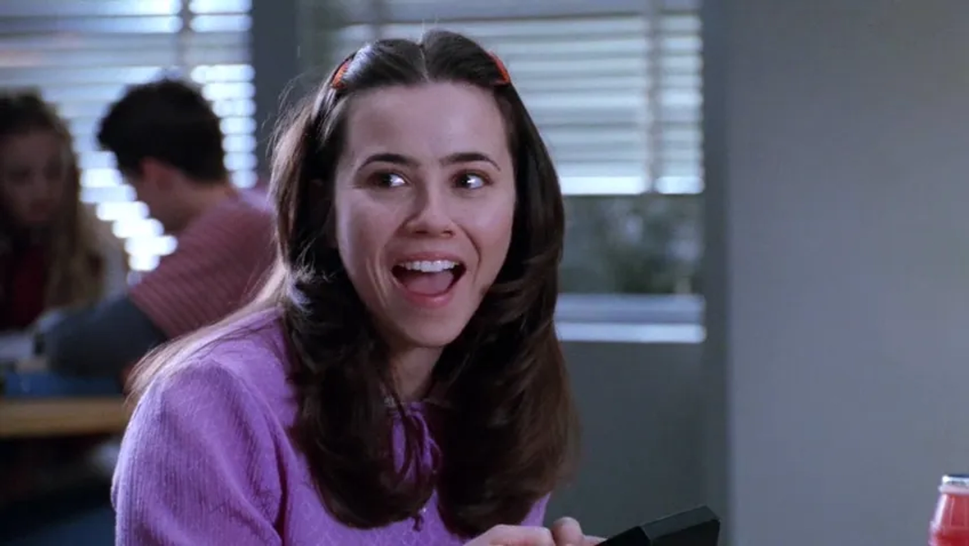 Linda Cardellini in Freaks and Geeks (1999)