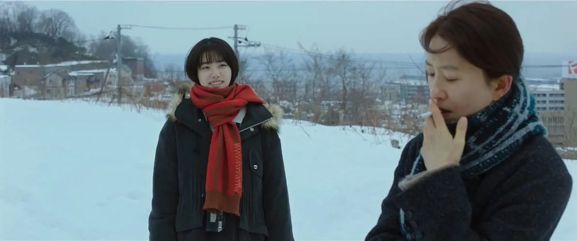 Kim Hee-ae and So-hye Kim in Moonlit Winter (2019)