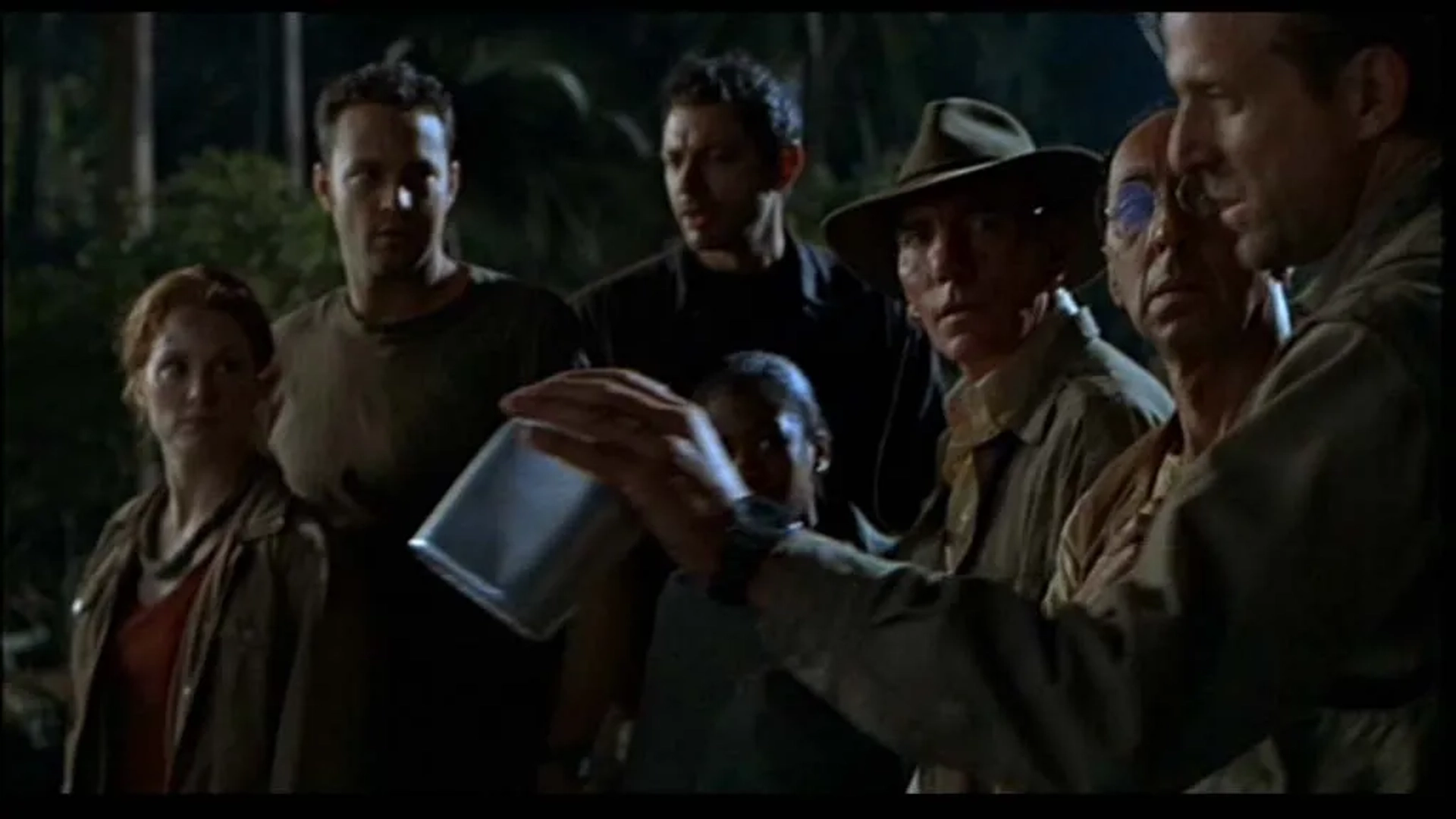 Jeff Goldblum, Julianne Moore, Pete Postlethwaite, Vince Vaughn, Peter Stormare, Thomas F. Duffy, Jim Harley, and Harvey Jason in The Lost World: Jurassic Park (1997)