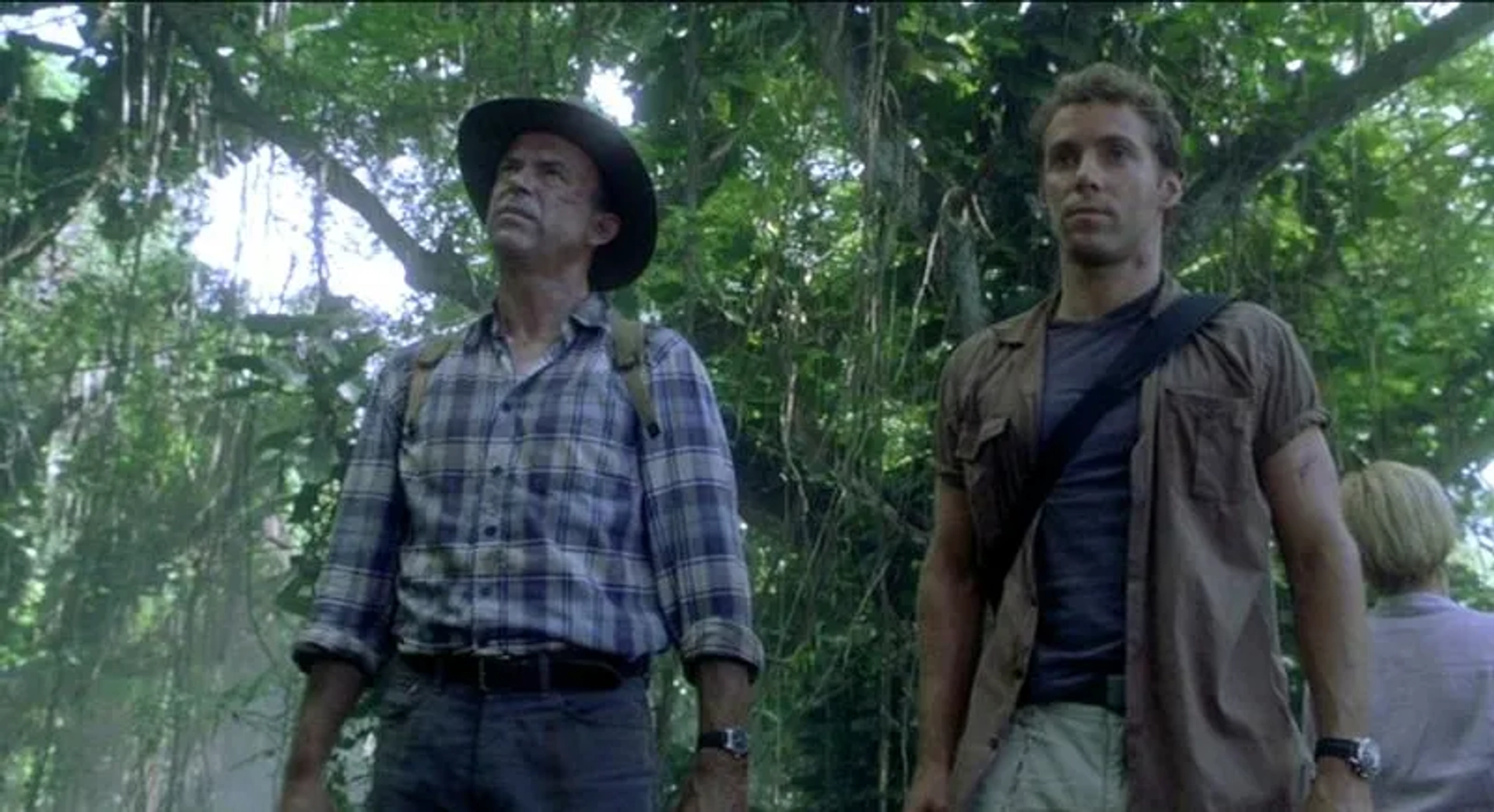 Téa Leoni, Sam Neill, and Alessandro Nivola in Jurassic Park III (2001)