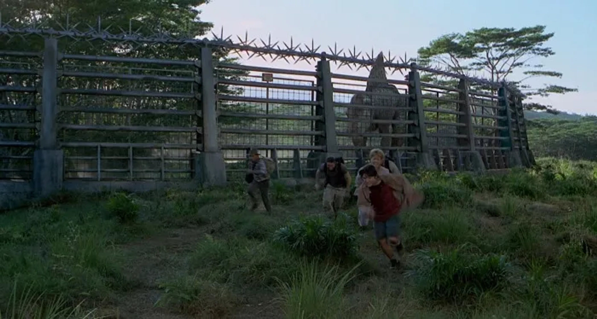 Téa Leoni, William H. Macy, Sam Neill, Alessandro Nivola, and Trevor Morgan in Jurassic Park III (2001)