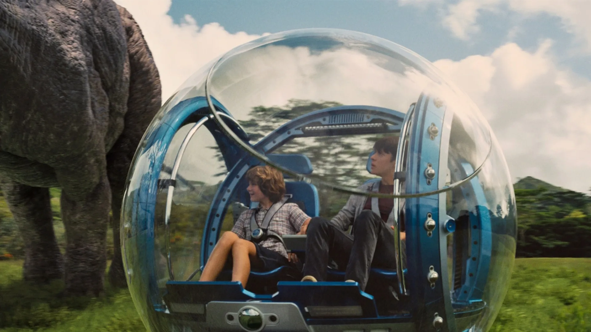 Ty Simpkins and Nick Robinson in Jurassic World (2015)