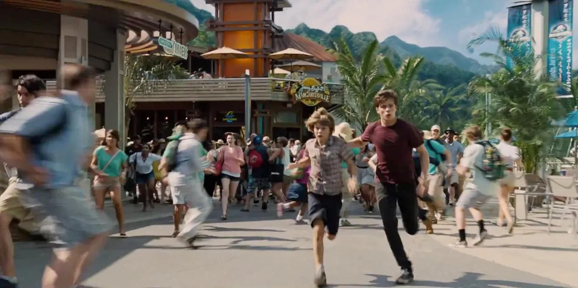 Ty Simpkins and Nick Robinson in Jurassic World (2015)