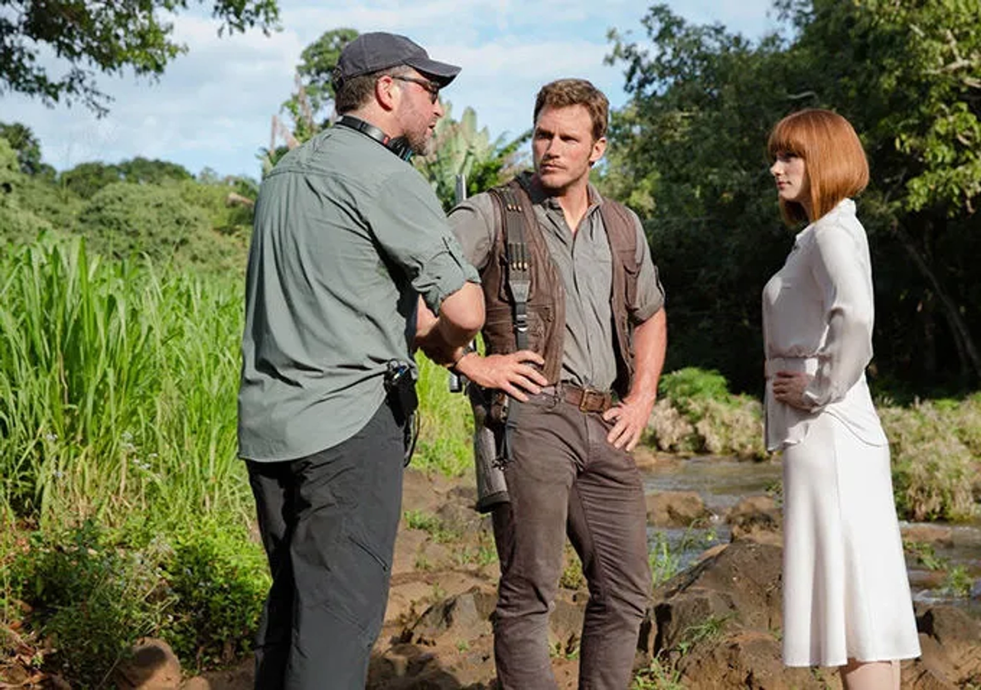 Bryce Dallas Howard, Chris Pratt, and Colin Trevorrow in Jurassic World (2015)