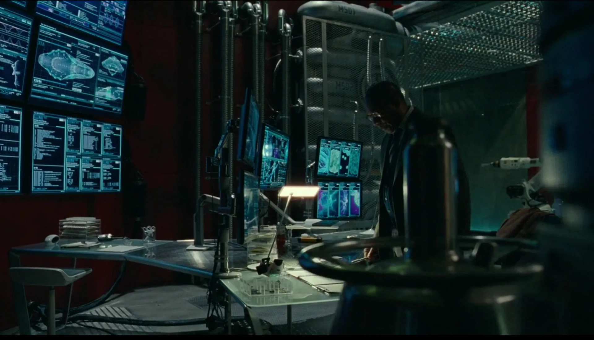 Joe Morton in Justice League (2017)