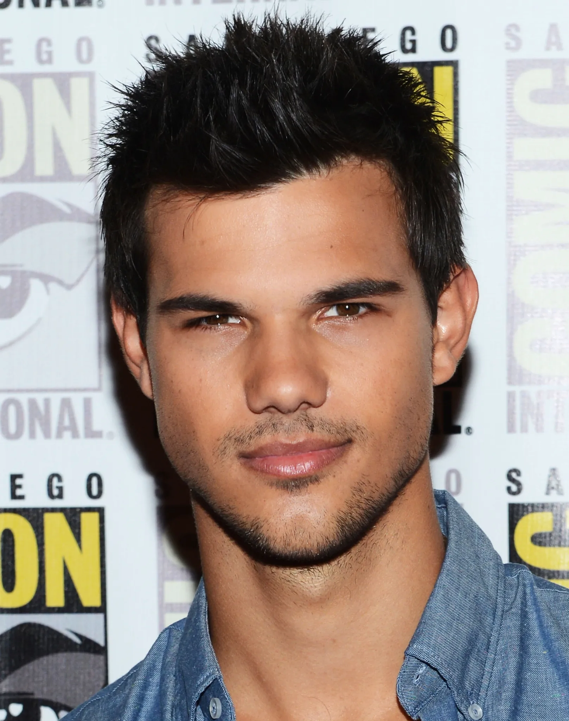 Taylor Lautner at an event for The Twilight Saga: Breaking Dawn - Part 2 (2012)