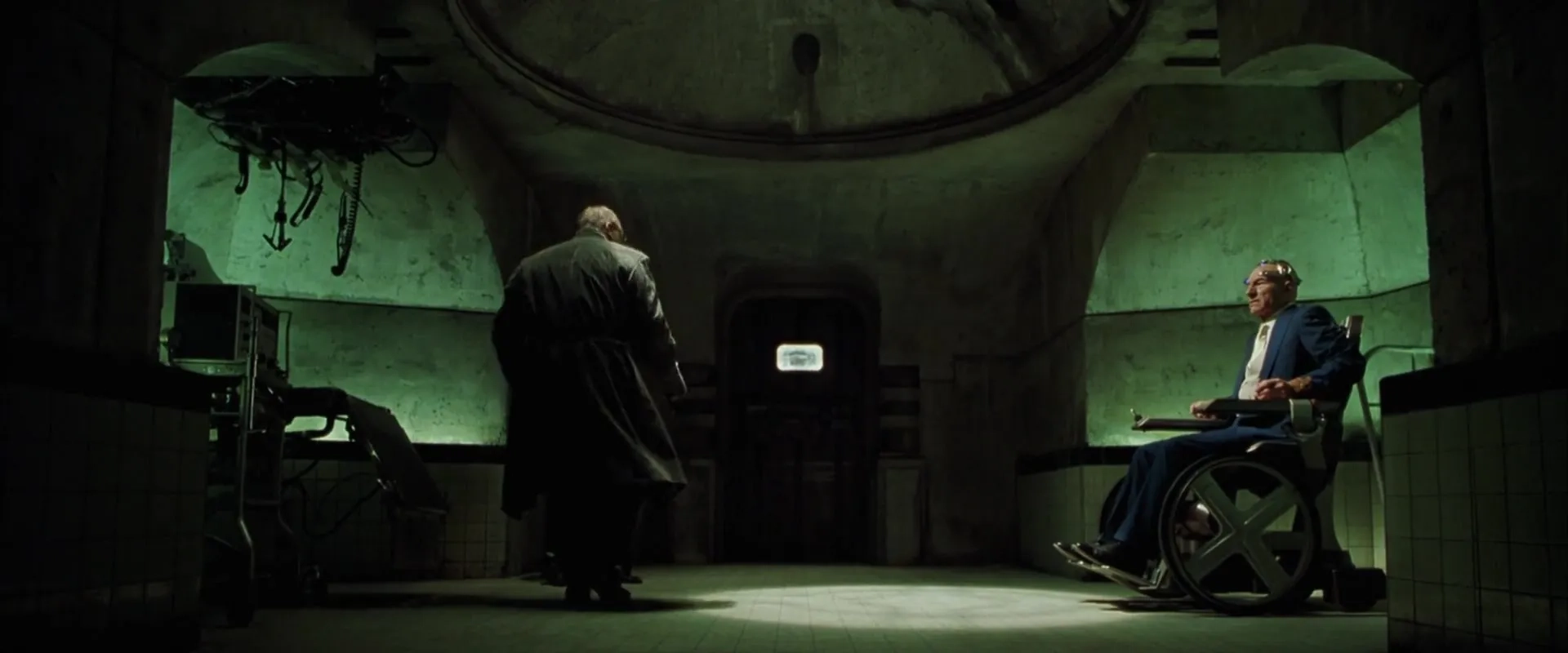 Patrick Stewart and Brian Cox in X2 (2003)