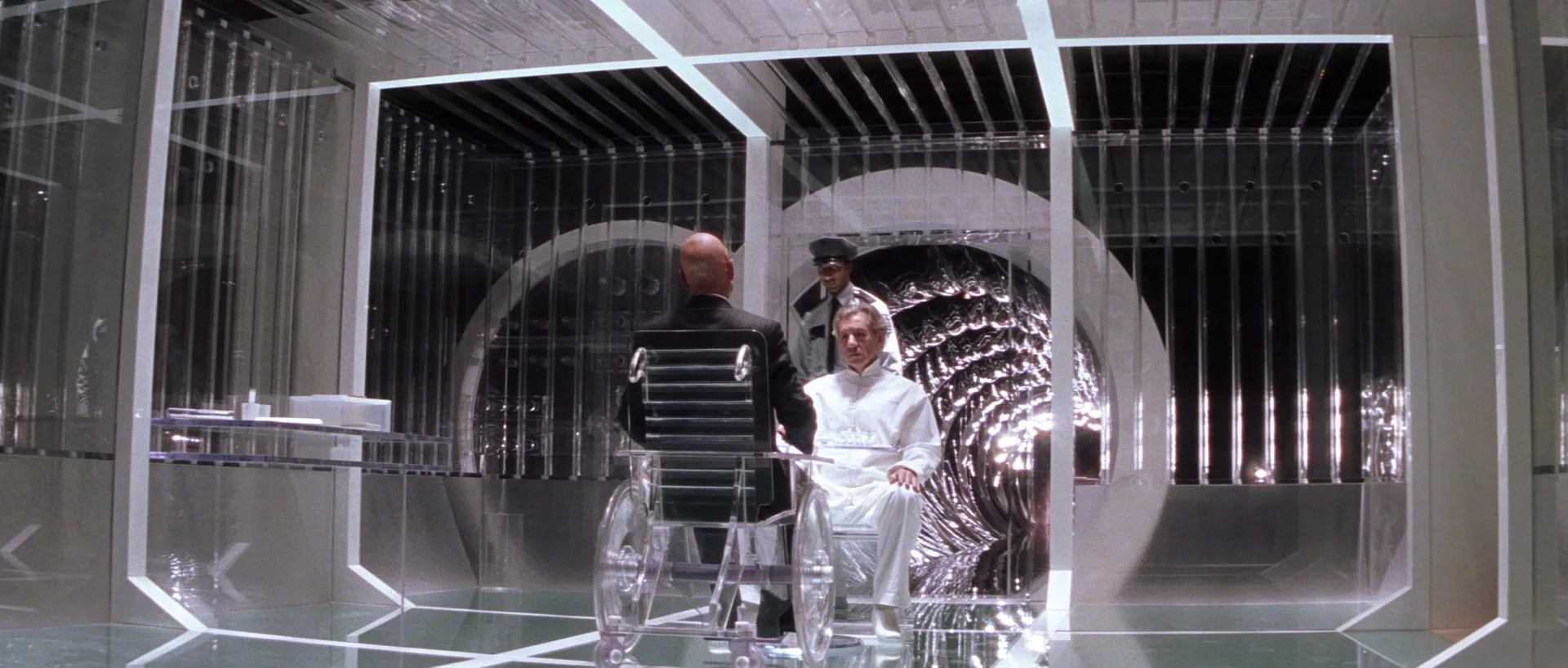 Patrick Stewart and Ian McKellen in X-Men (2000)