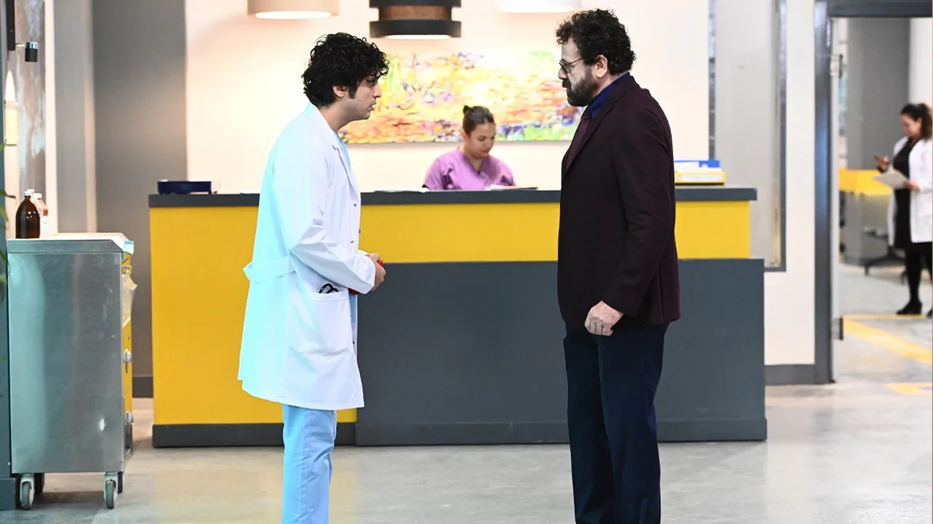 Reha Özcan and Taner Ölmez in A Miracle (2019)