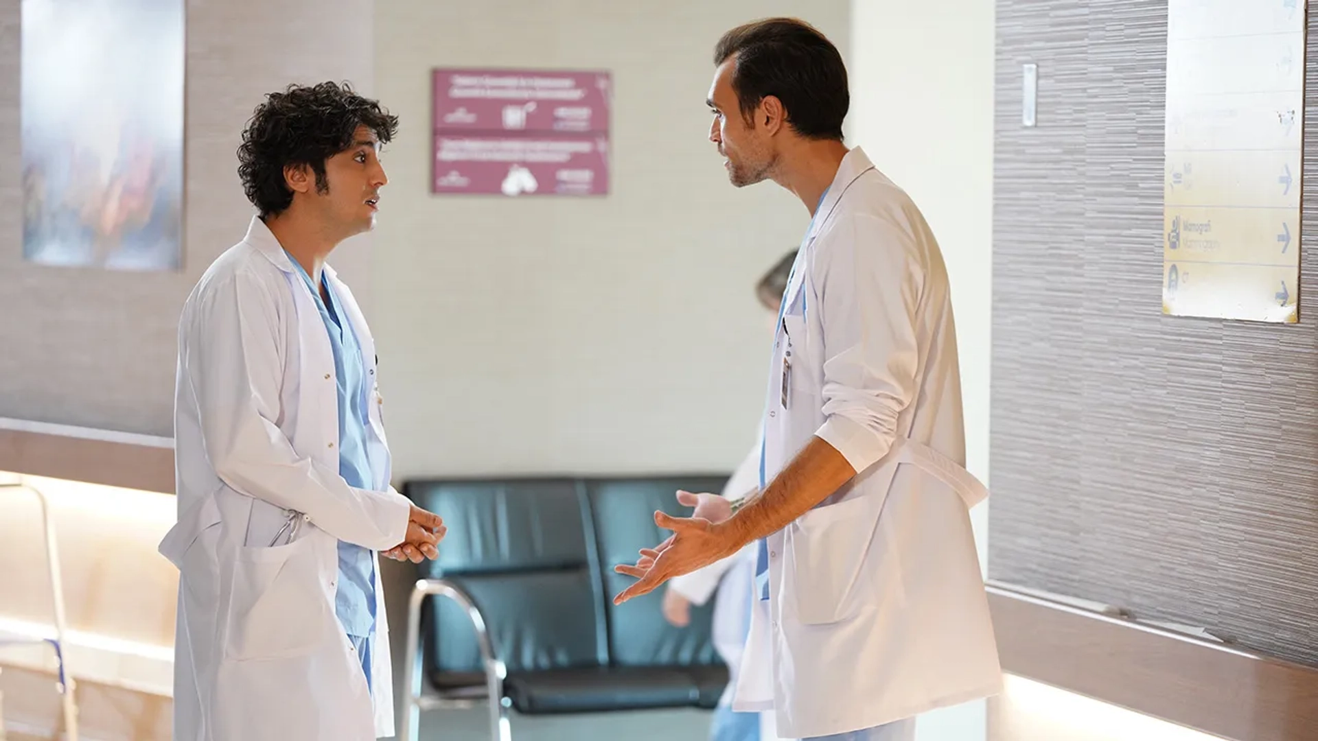 Taner Ölmez and Hakan Kurtas in A Miracle (2019)