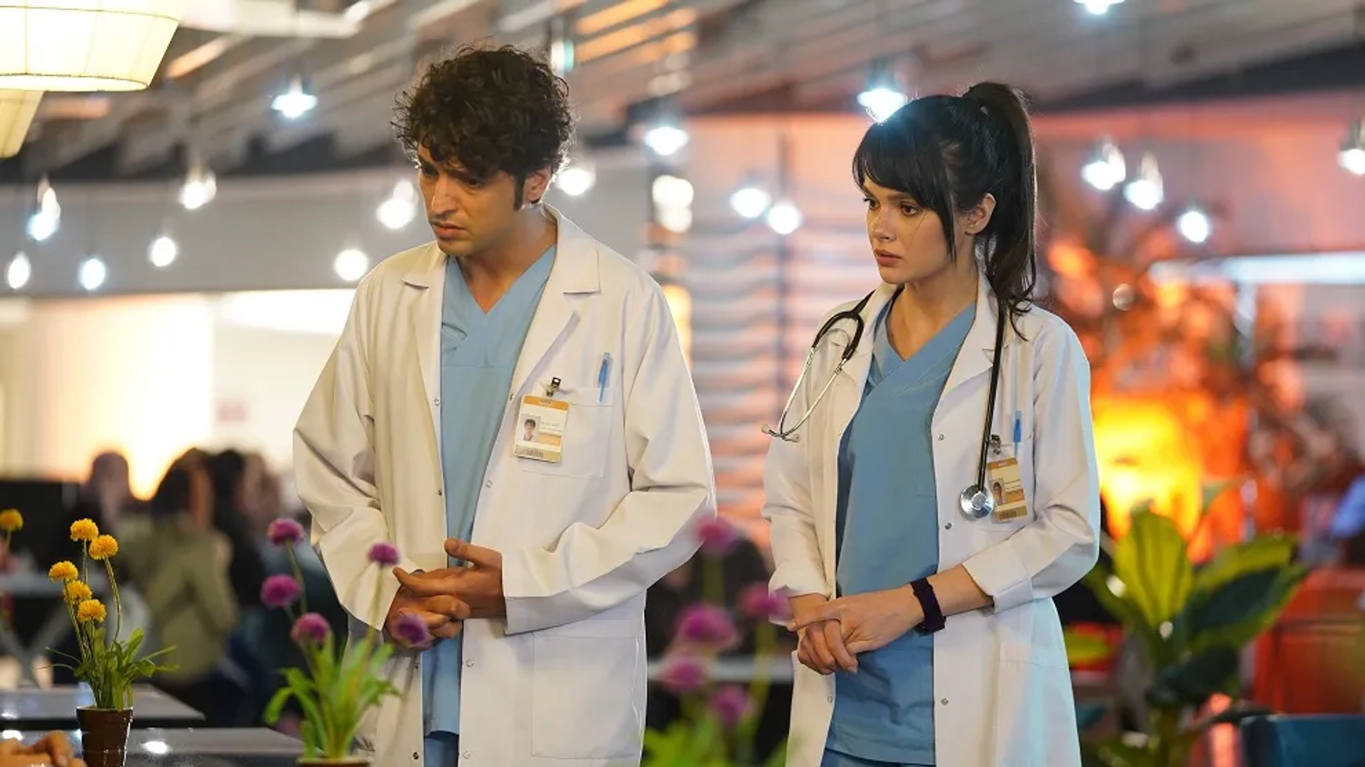 Taner Ölmez and Sinem Ünsal in A Miracle (2019)