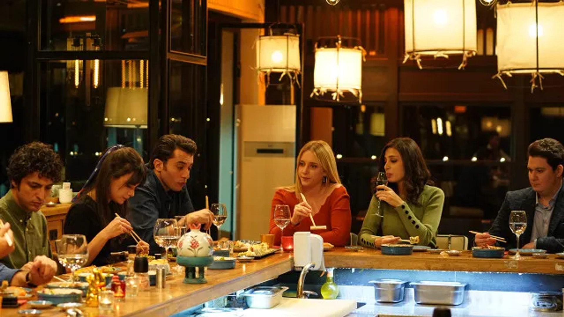 Taner Ölmez, Korhan Herduran, Firat Altunmese, Hayal Köseoglu, and Sinem Ünsal in A Miracle (2019)