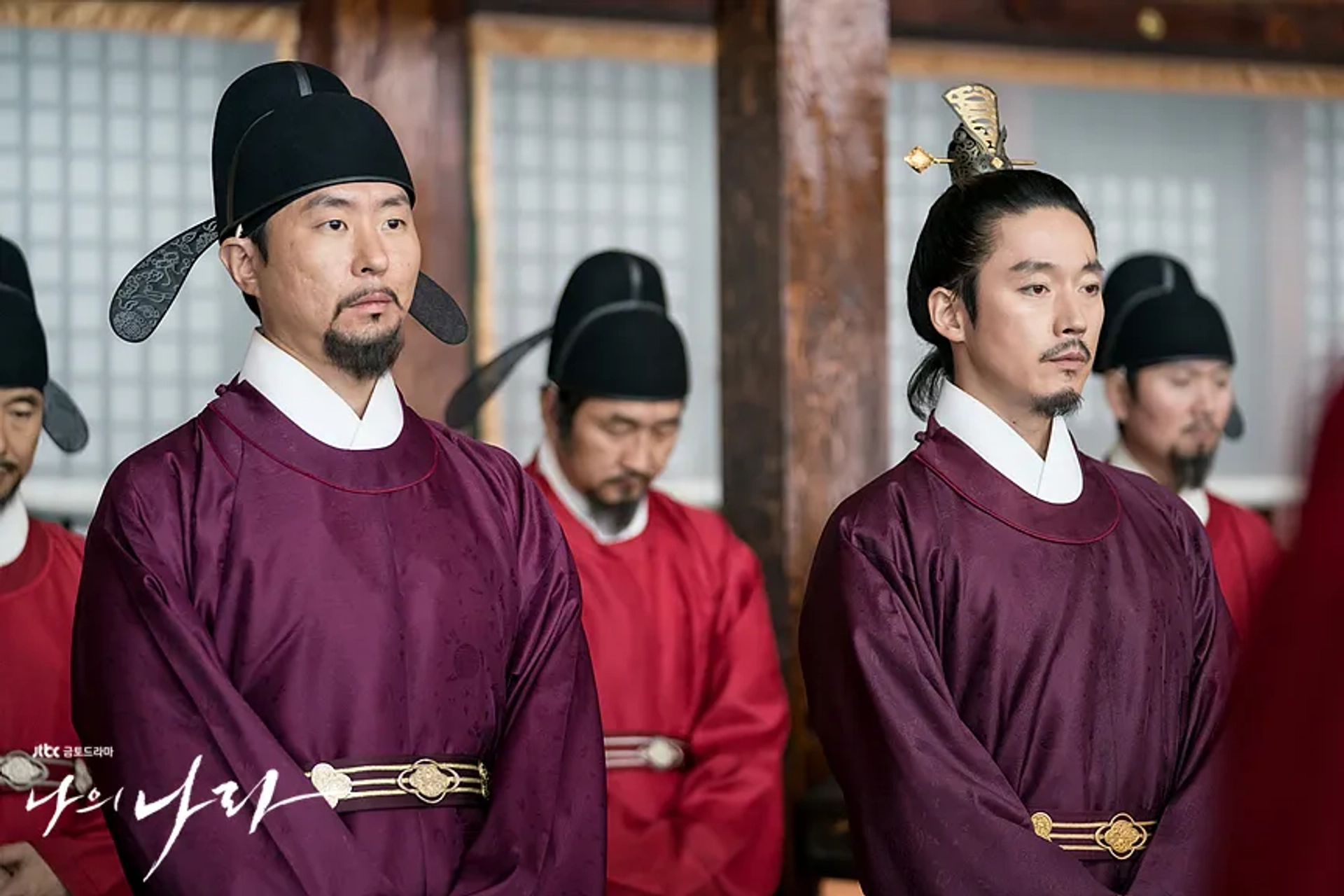 Jang Hyuk and Lee Hyun Kyun in My Country: The New Age (2019)