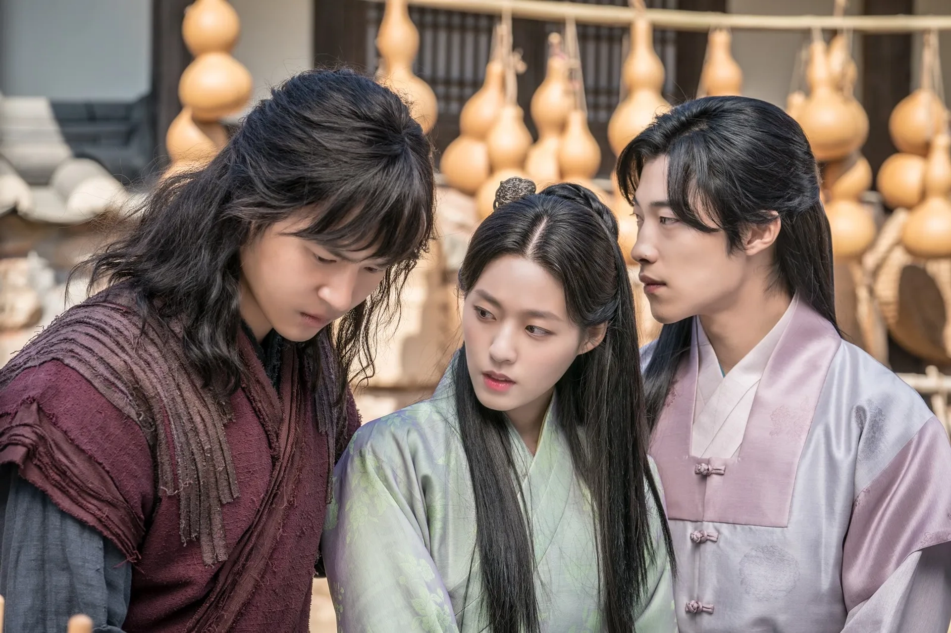 Seol-Hyun Kim, Woo Do-Hwan, and Yang Se-Jong in My Country: The New Age (2019)