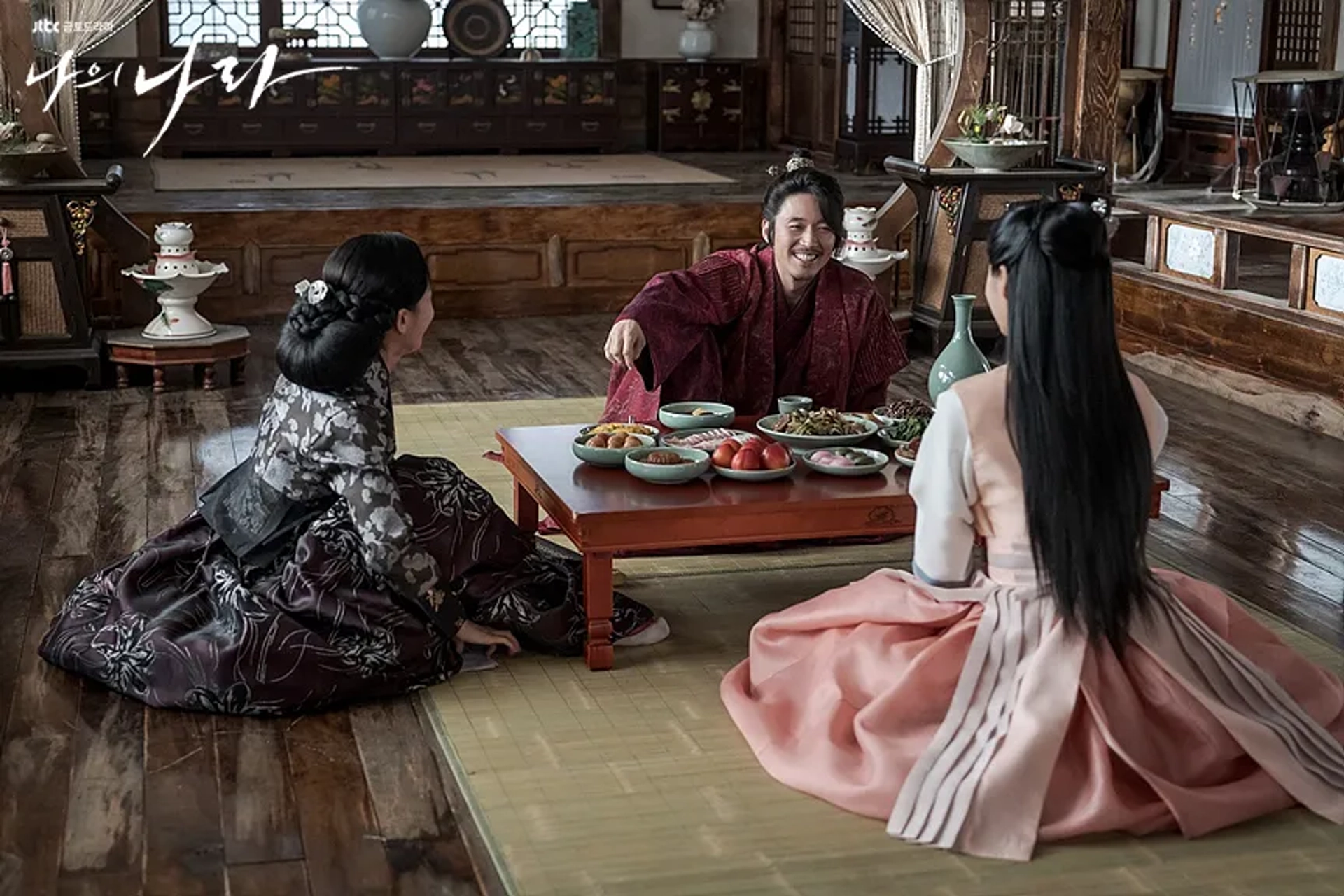 Jang Hyuk, Jang Young-Nam, and Seol-Hyun Kim in My Country: The New Age (2019)