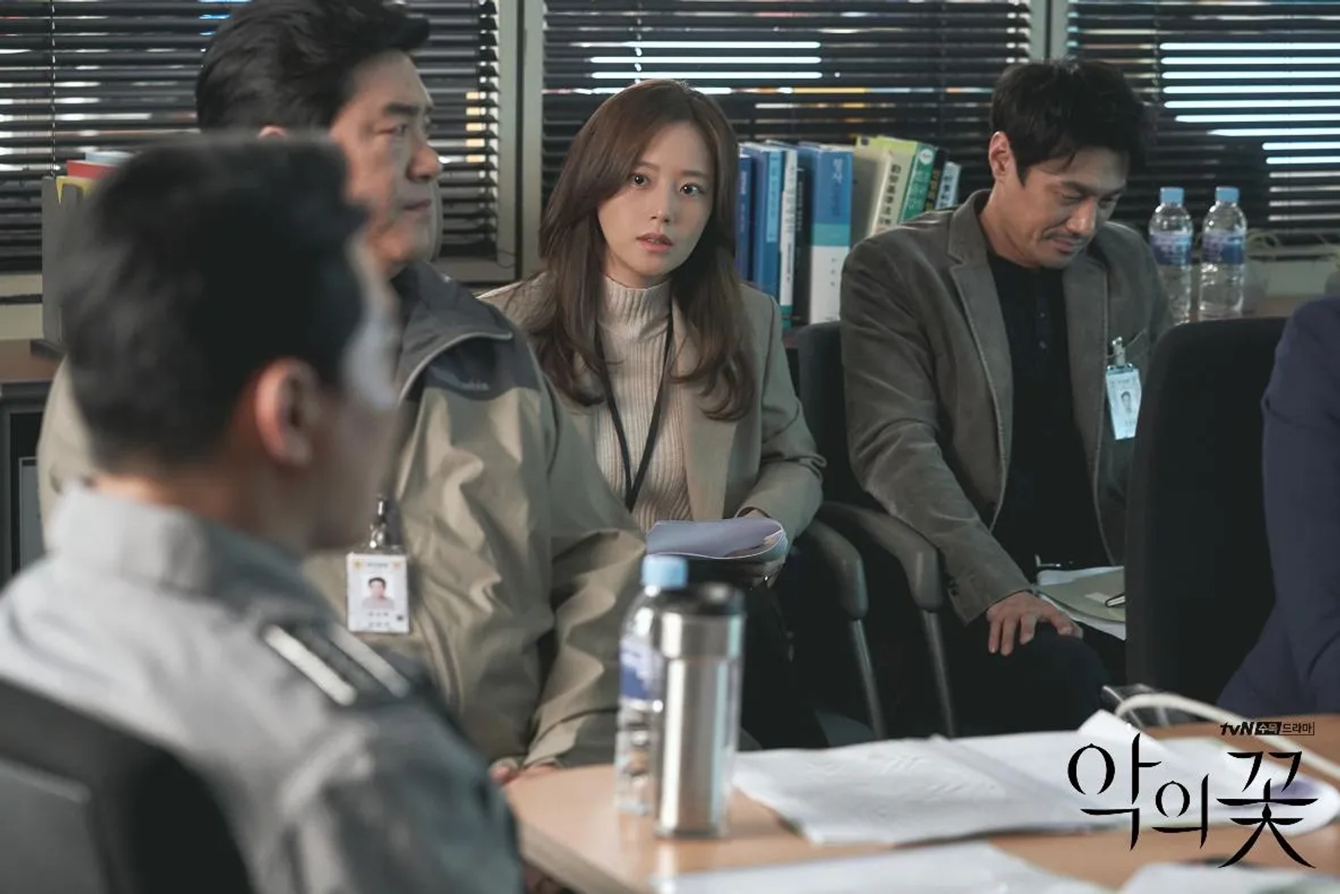 Choi Young-joon and Moon Chae-Won in Flower of Evil (2020)