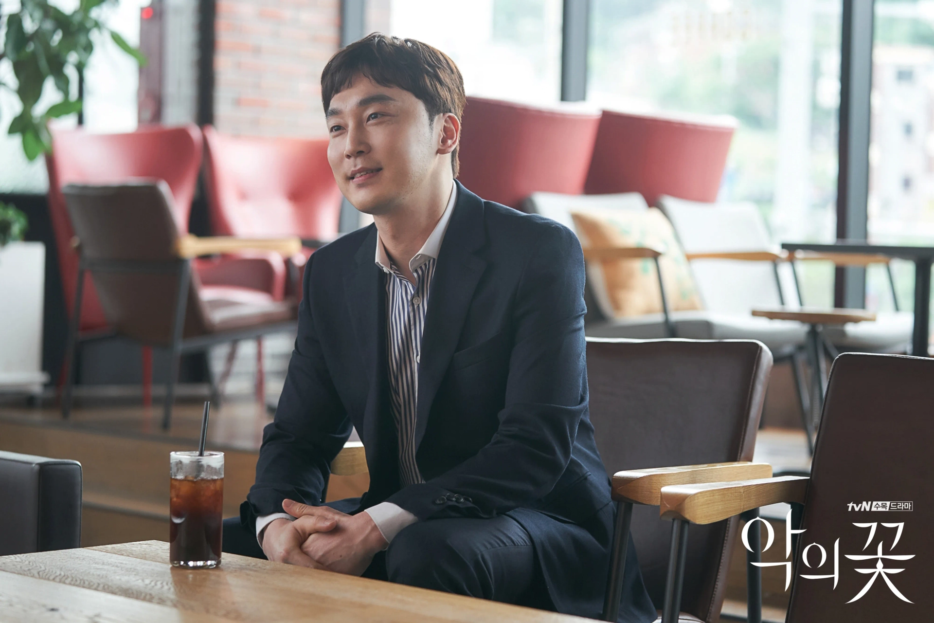 Seo Hyun-woo in Flower of Evil (2020)