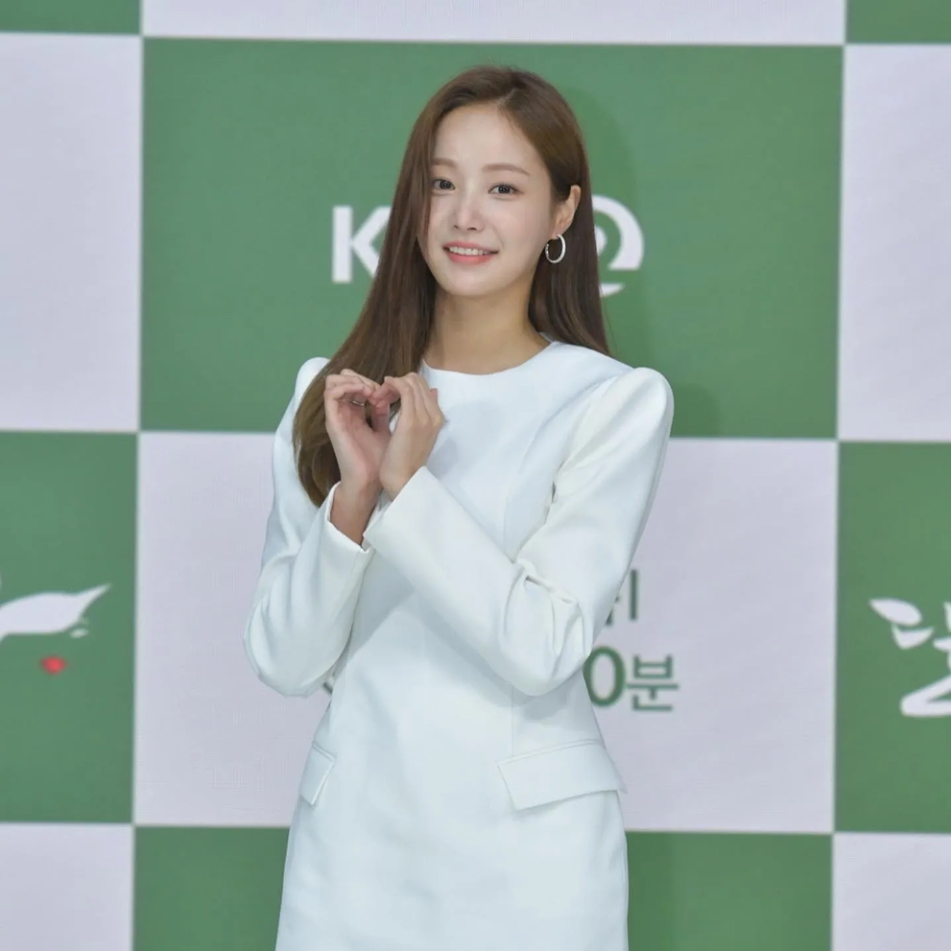 Yeonwoo at an event for Dali and the Cocky Prince (2021)