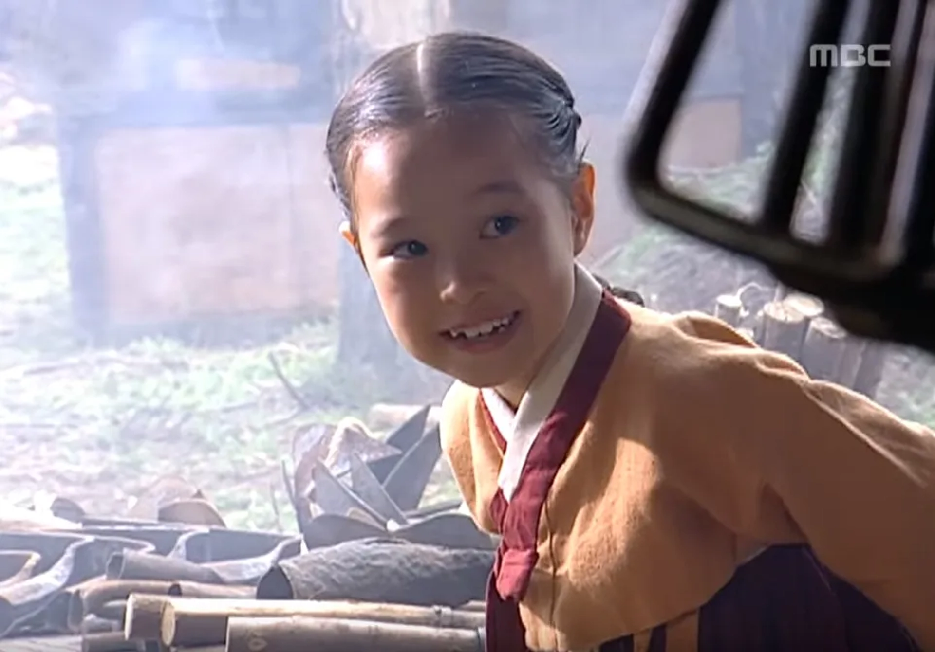 Jung Eun Jo in The Great Jang-Geum (2003)