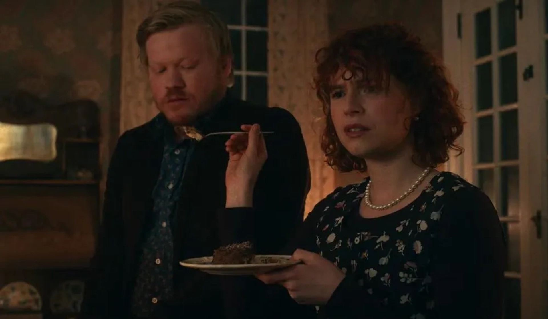 Jesse Plemons and Jessie Buckley in I'm Thinking of Ending Things (2020)