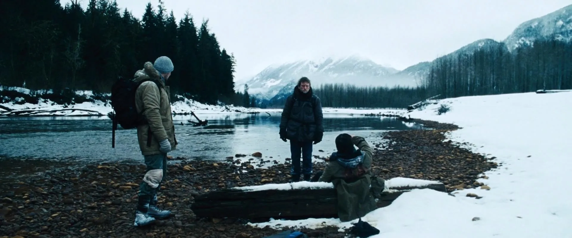 Liam Neeson, Frank Grillo, and Dallas Roberts in The Grey (2011)