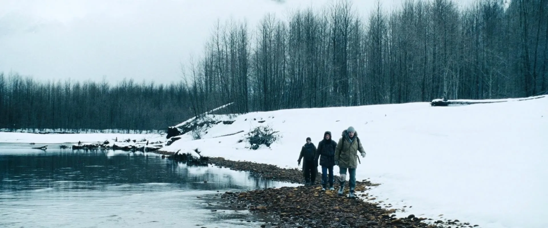 Liam Neeson, Frank Grillo, and Dallas Roberts in The Grey (2011)
