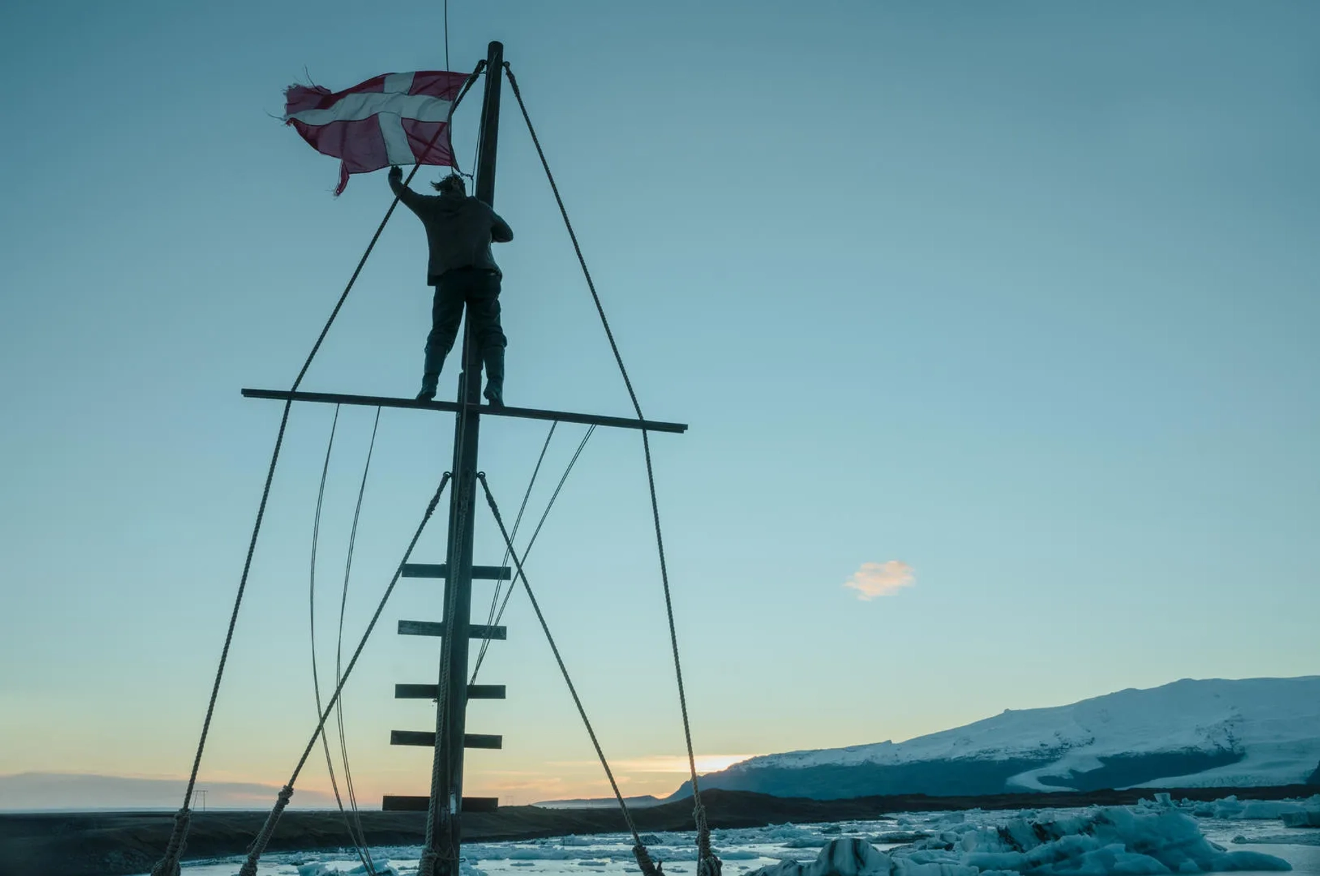 Nikolaj Coster-Waldau in Against the Ice (2022)