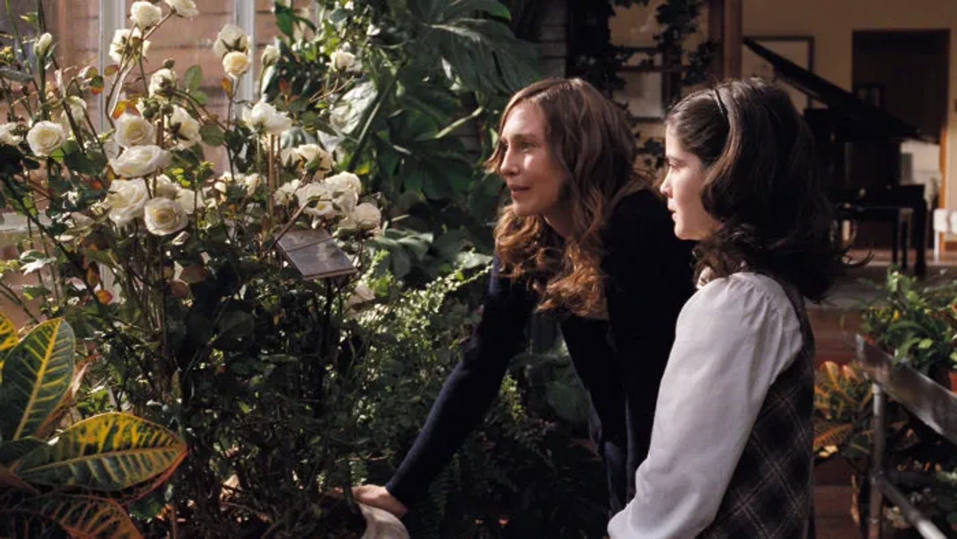 Vera Farmiga and Isabelle Fuhrman in Orphan (2009)