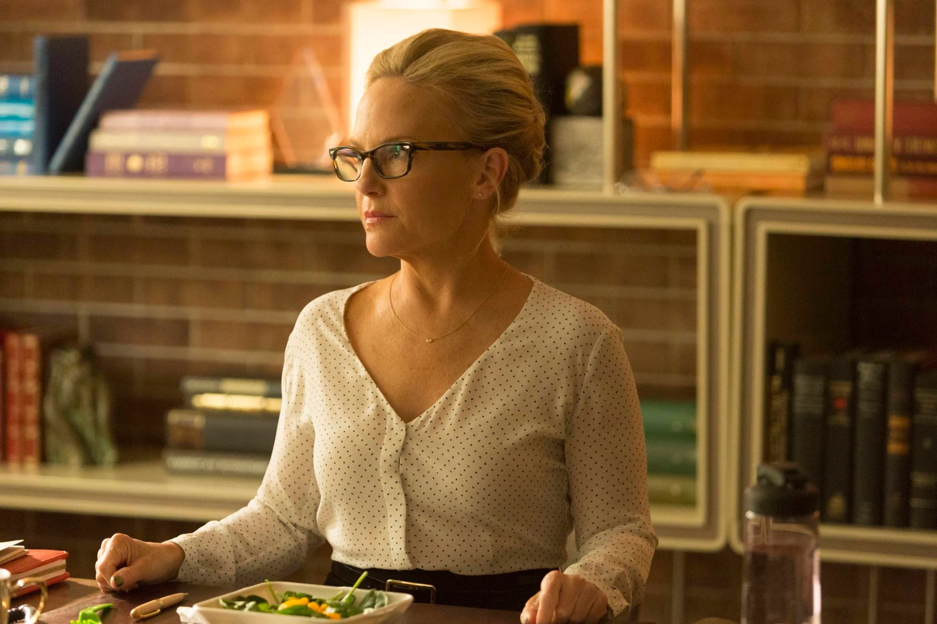 Rachael Harris in Lucifer (2016)