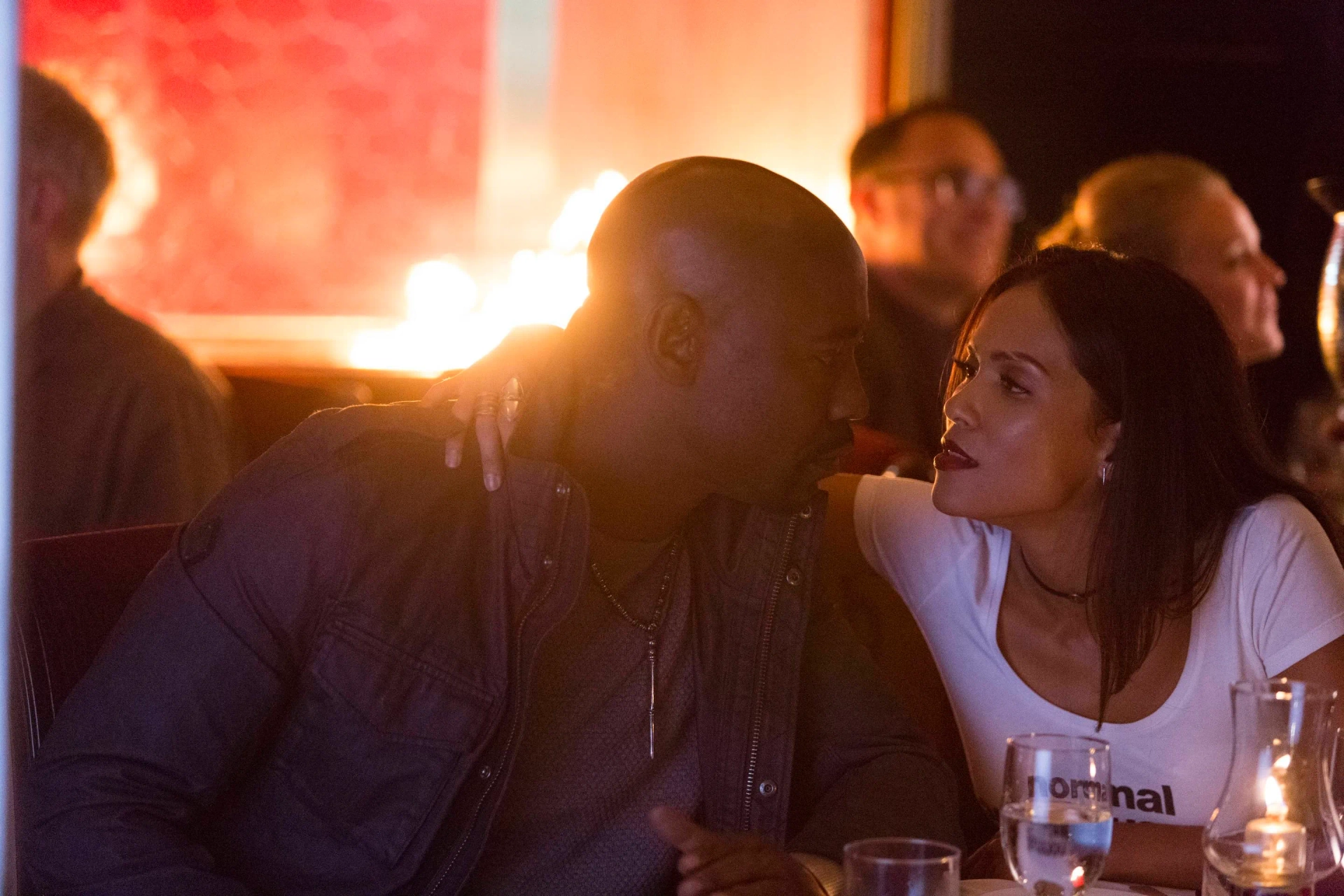 D.B. Woodside and Lesley-Ann Brandt in Lucifer (2016)