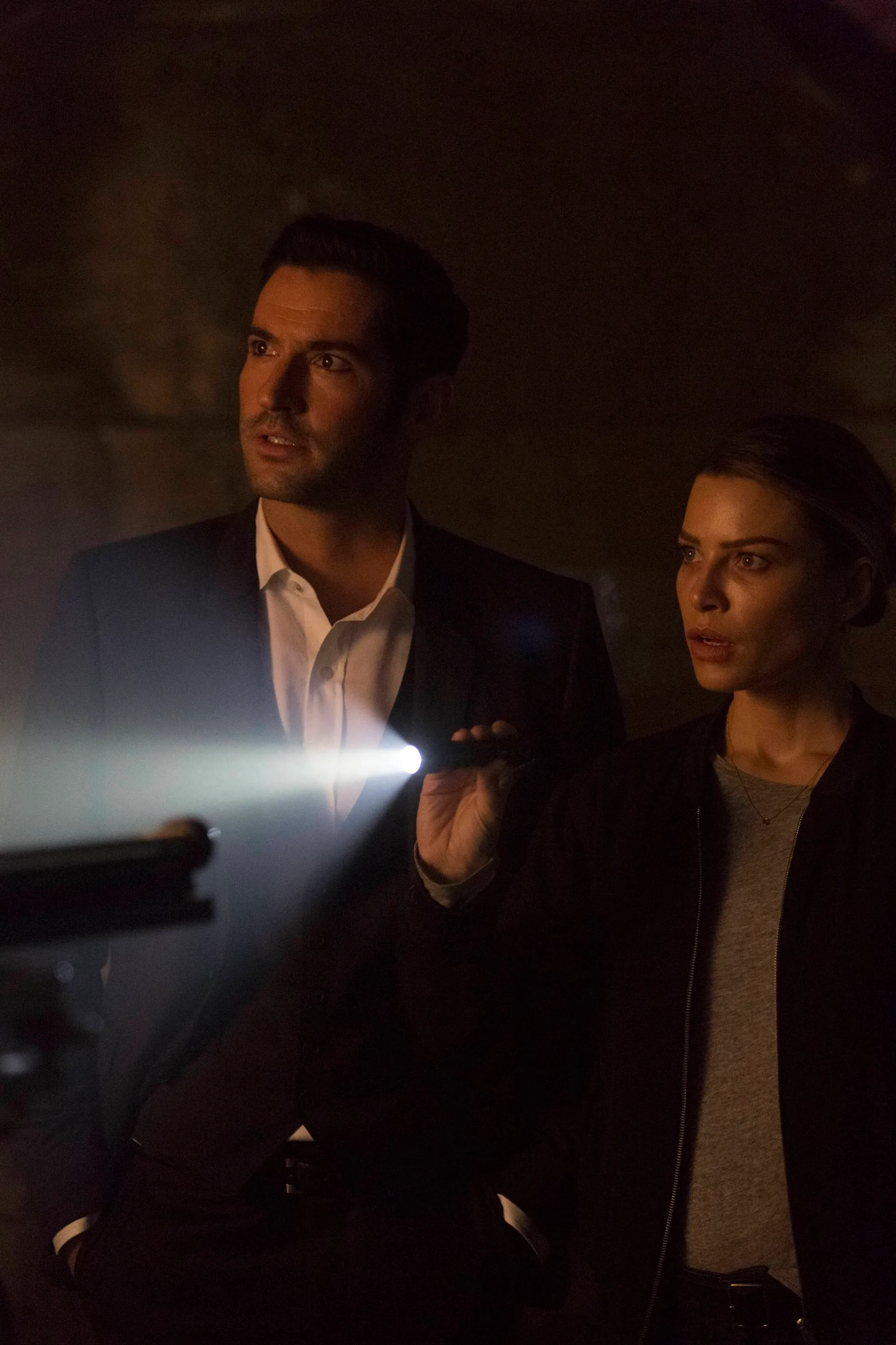 Tom Ellis and Lauren German in Lucifer (2016)