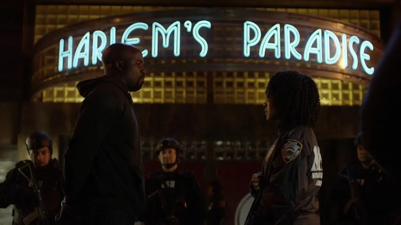 Simone Missick and Mike Colter in Luke Cage (2016)