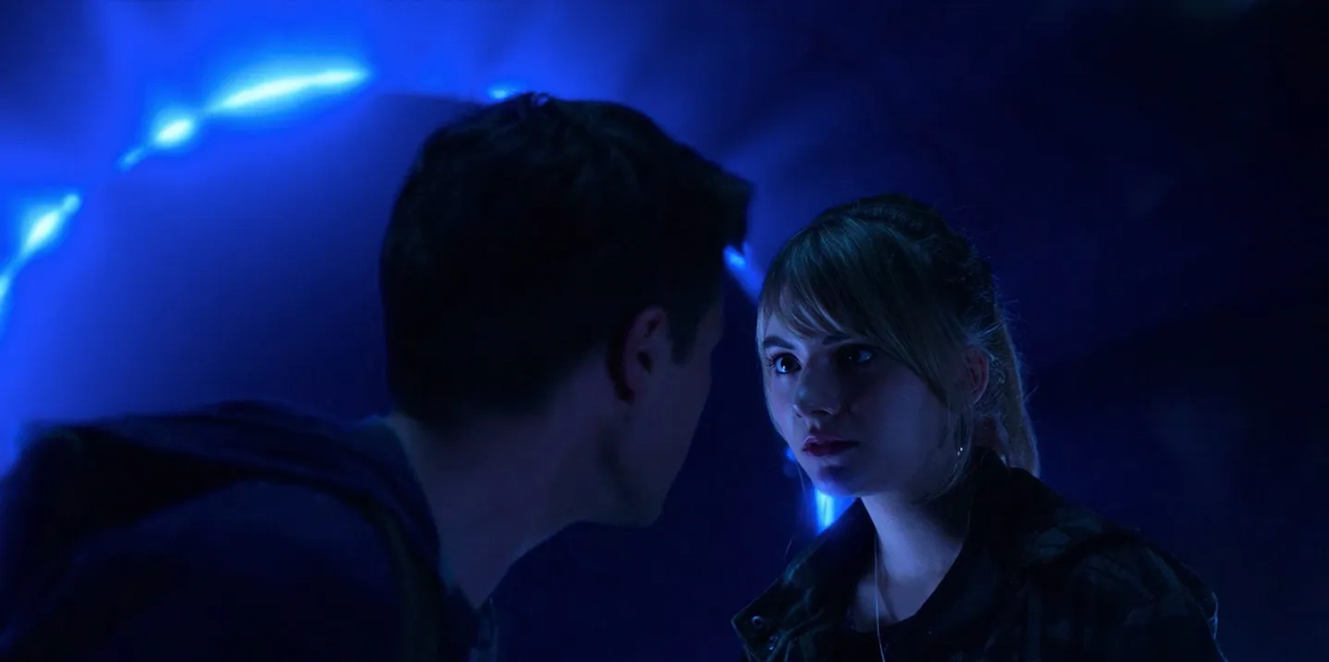 Connor Jessup and Emilia Jones in Locke & Key (2020)