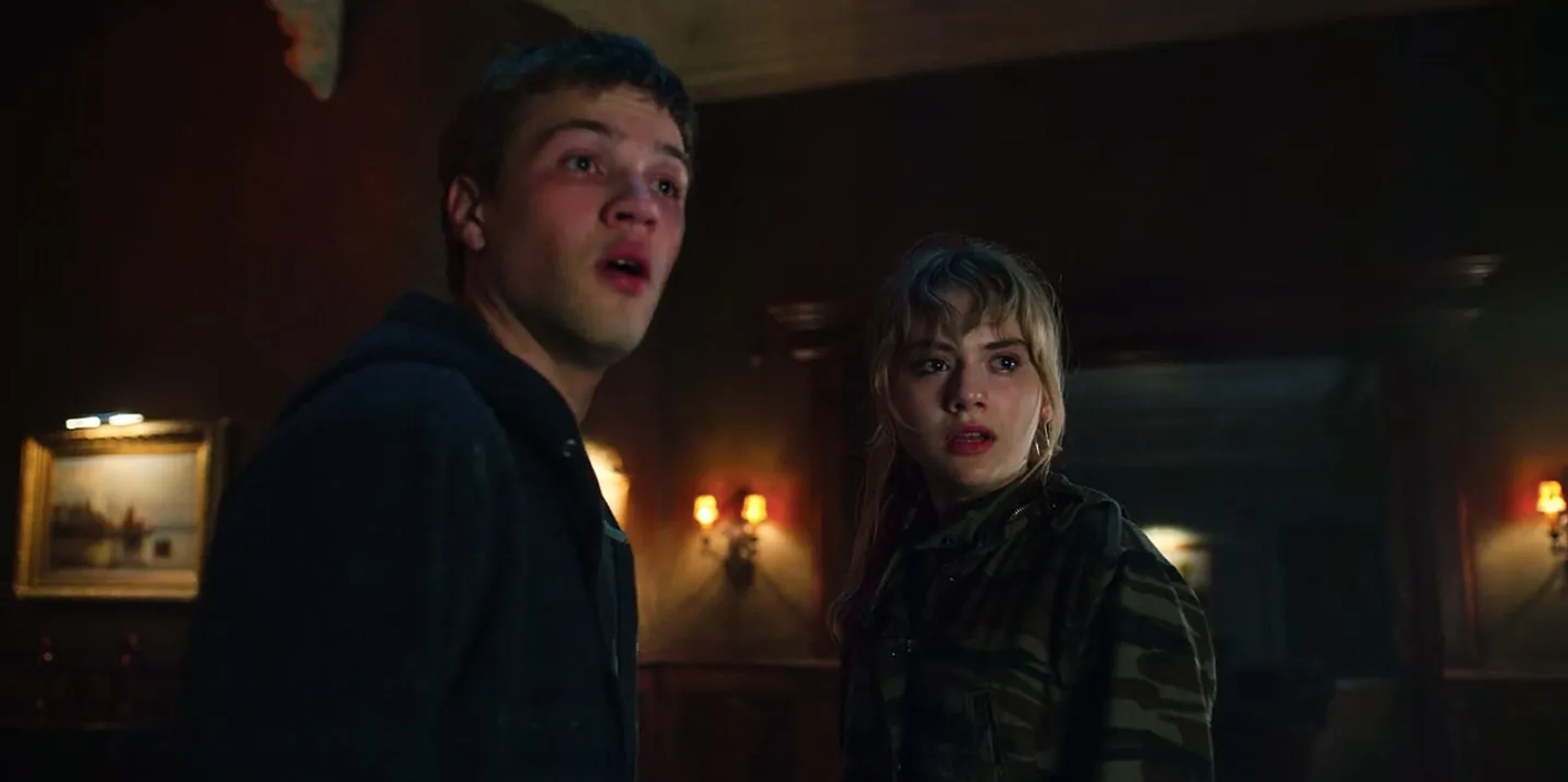 Connor Jessup and Emilia Jones in Locke & Key (2020)