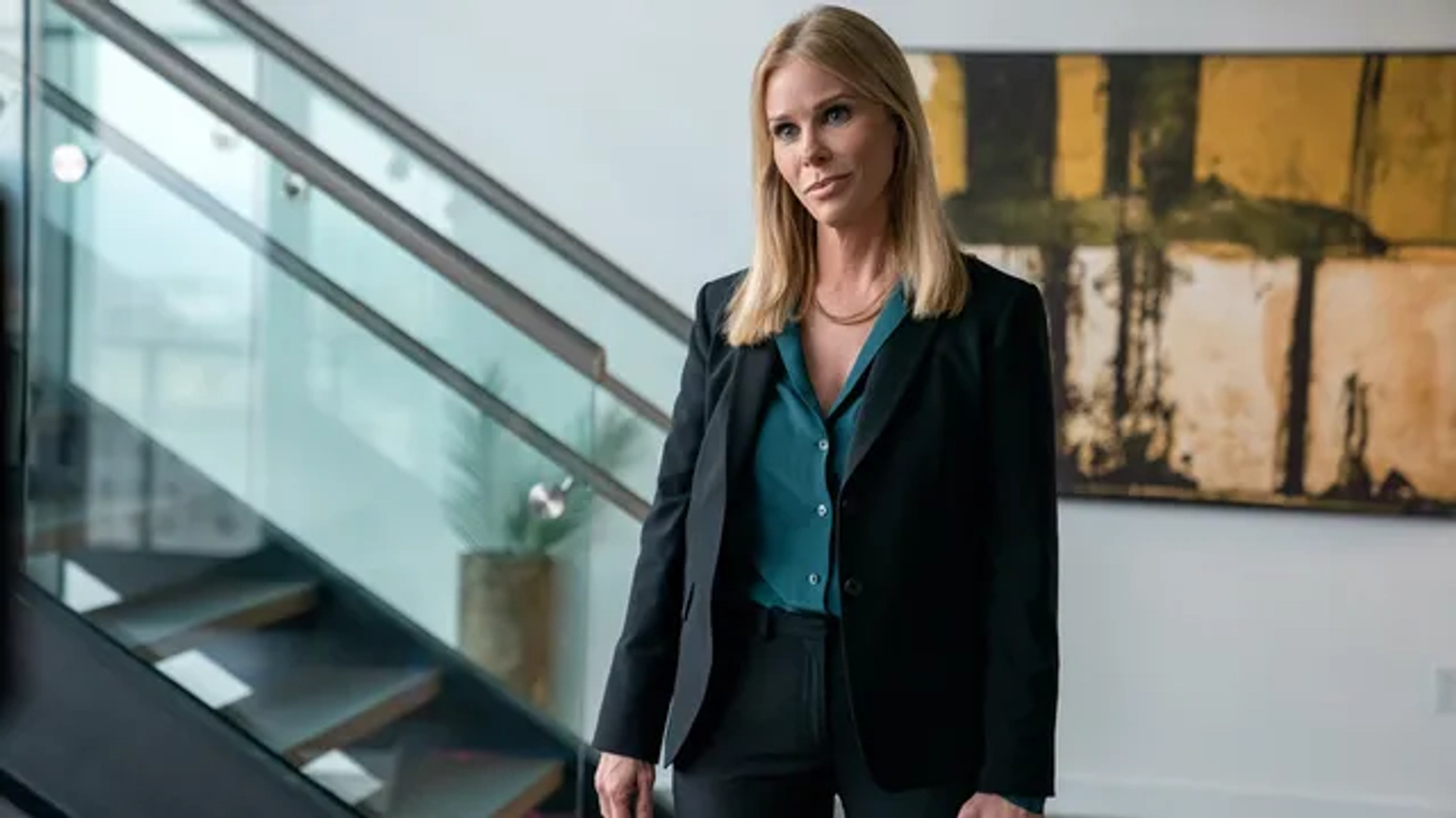 Cheryl Hines in The Flight Attendant: Backwards and Forwards (2022)