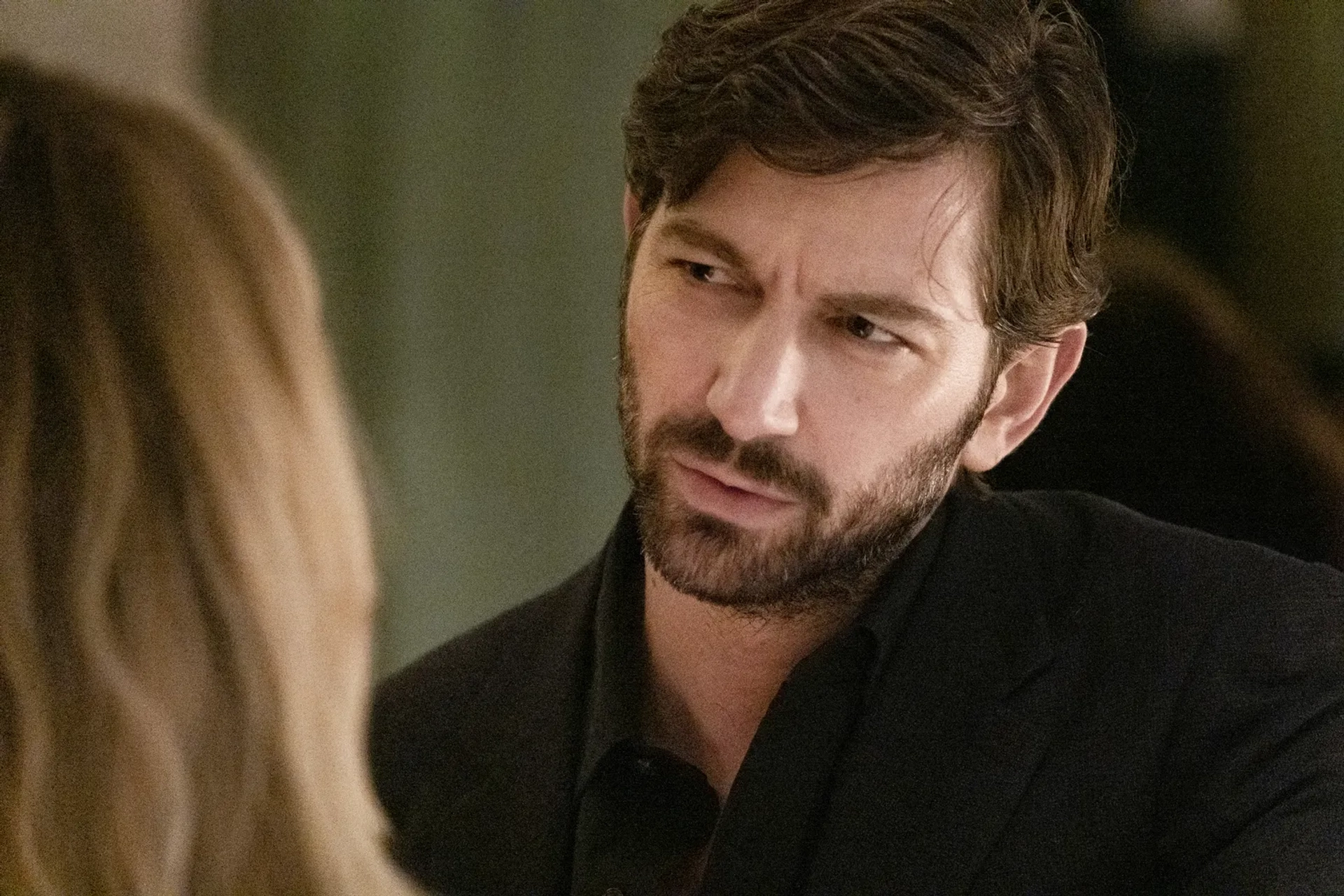 Michiel Huisman in The Flight Attendant: Rabbits (2020)