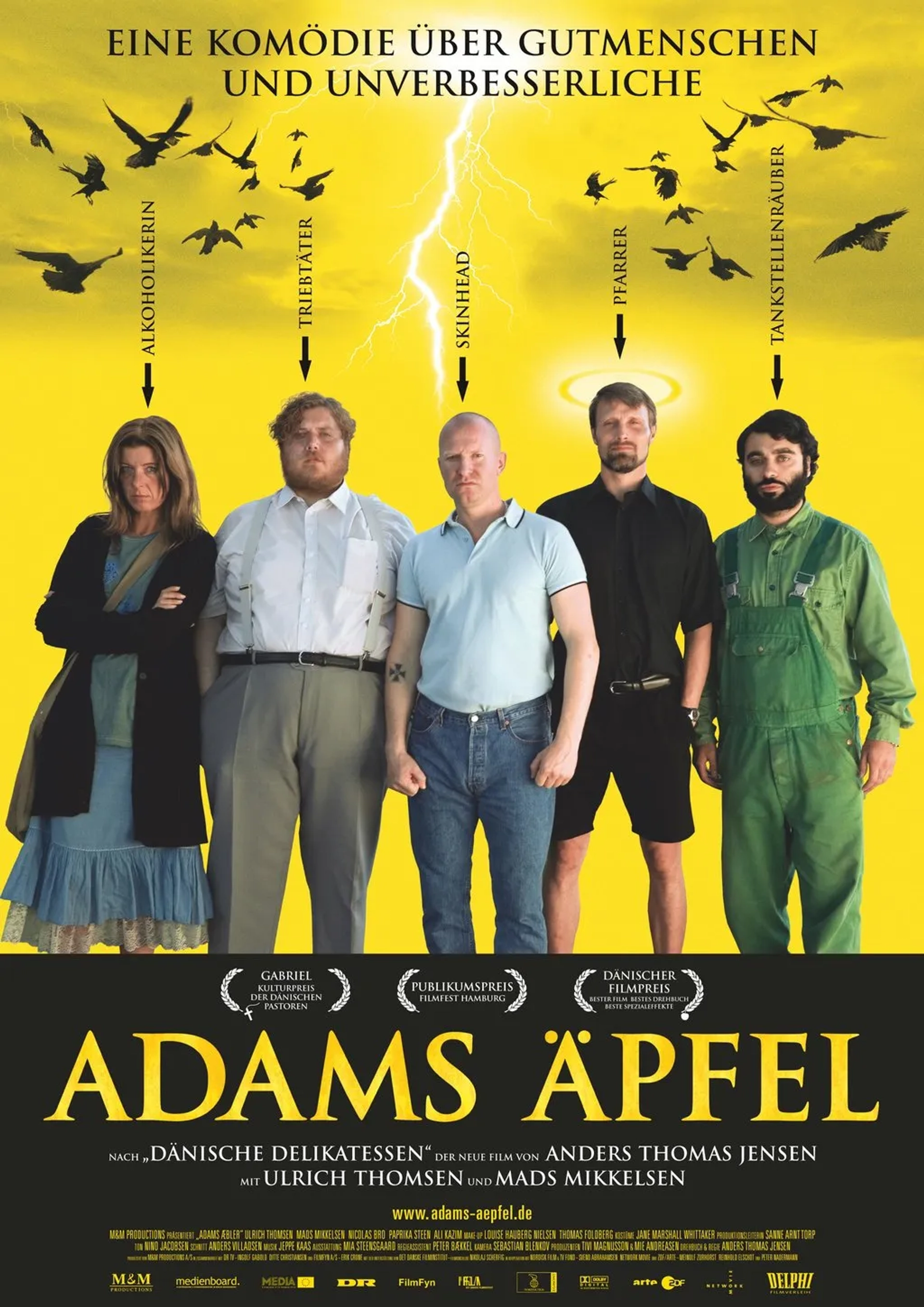 Nicolas Bro, Ali Kazim, Mads Mikkelsen, Paprika Steen, and Ulrich Thomsen in Adam's Apples (2005)