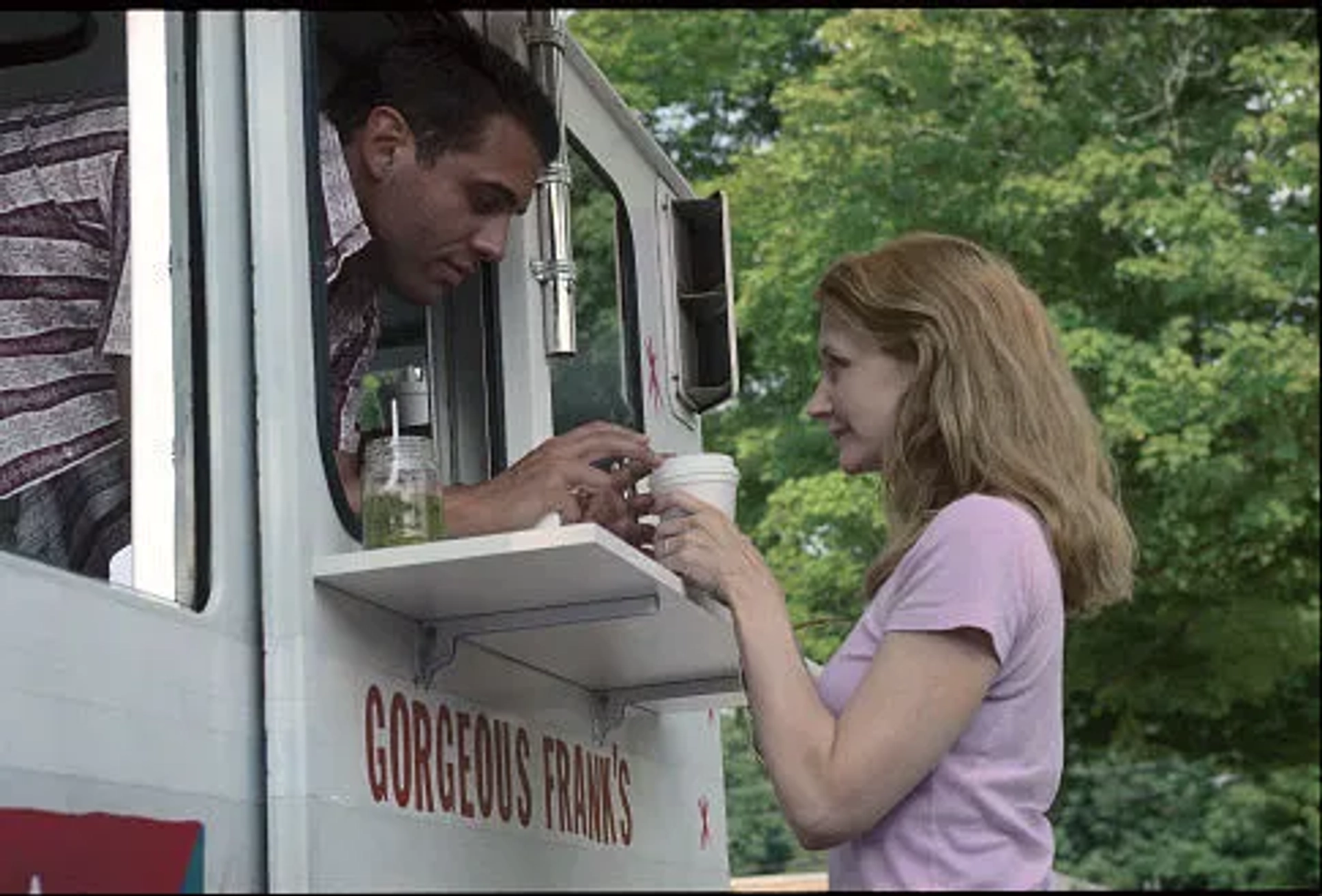 Bobby Cannavale and Patricia Clarkson in The Station Agent (2003)