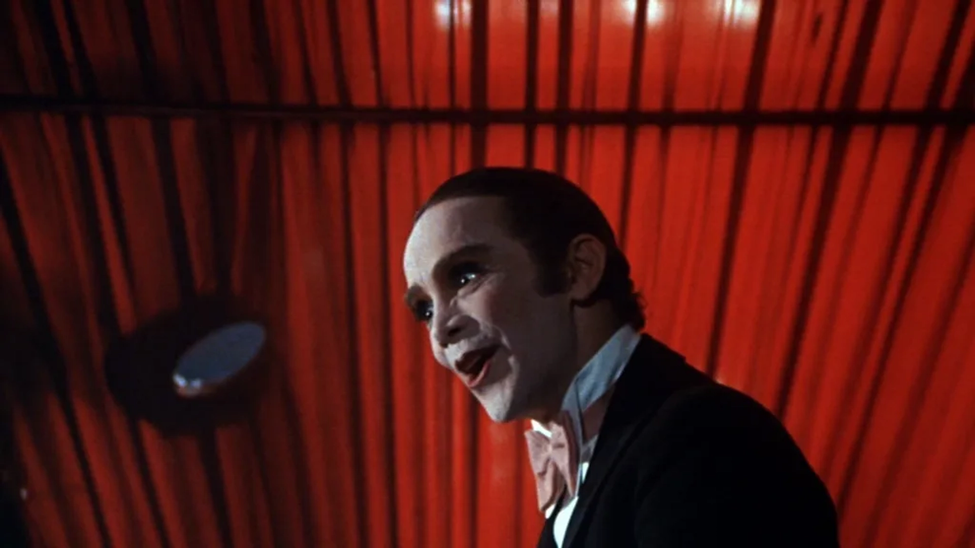 Joel Grey in Cabaret (1972)