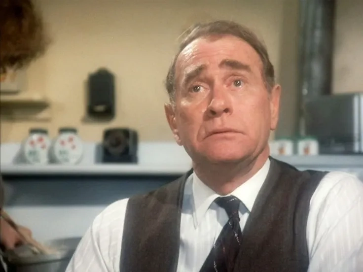 Darren McGavin in A Christmas Story (1983)